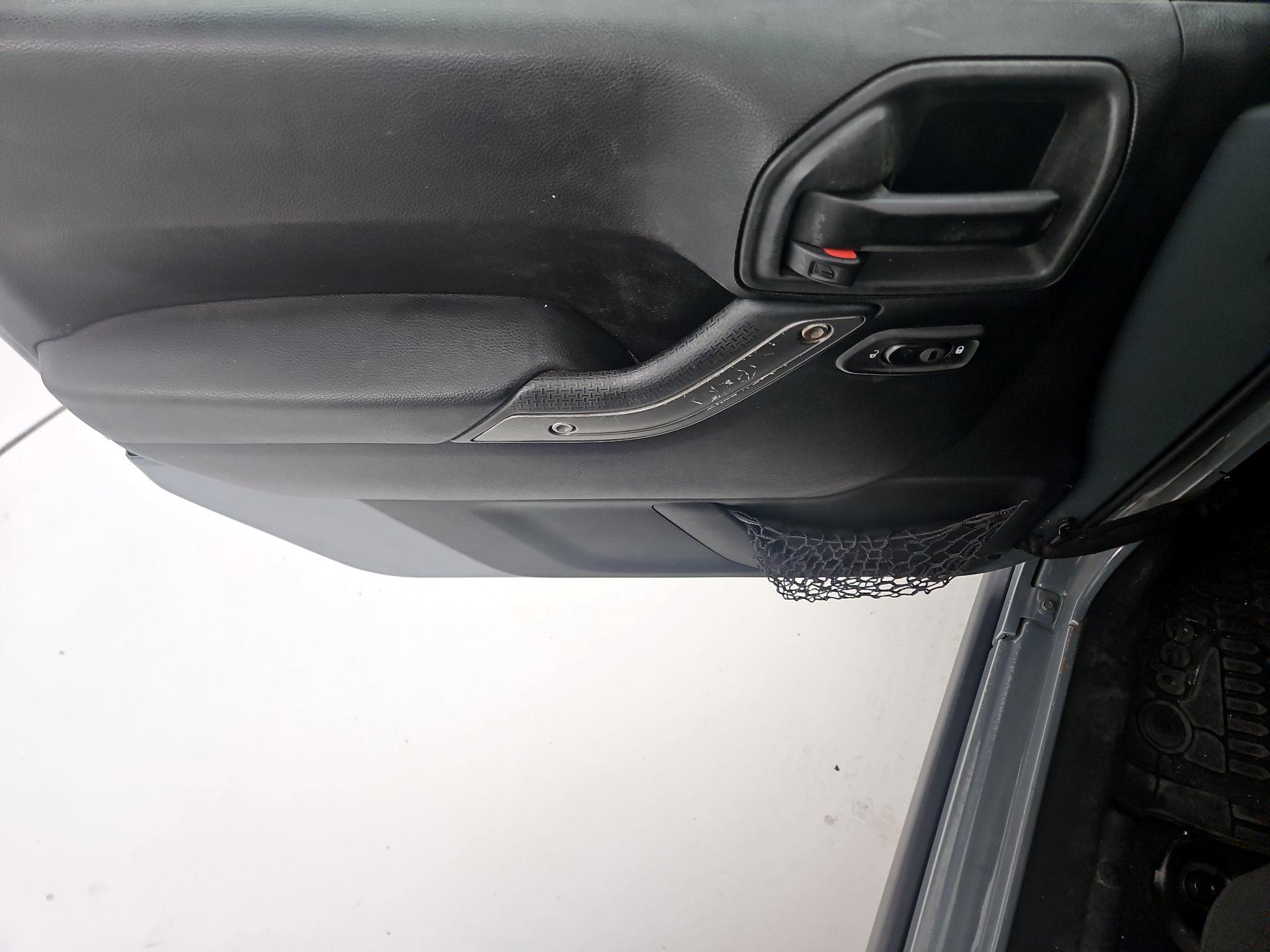 Thumbnail: 2014 Jeep Wrangler - 12