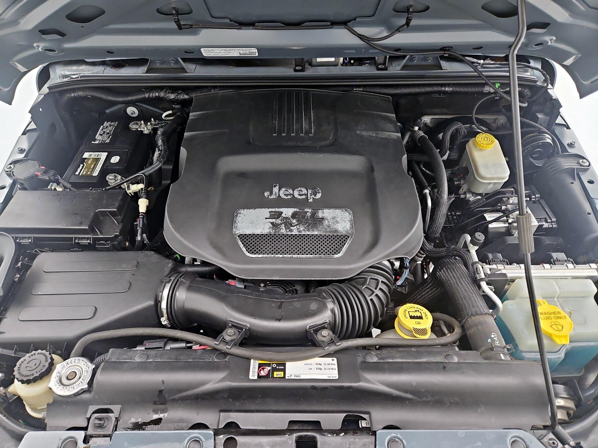 Thumbnail: 2014 Jeep Wrangler - 18