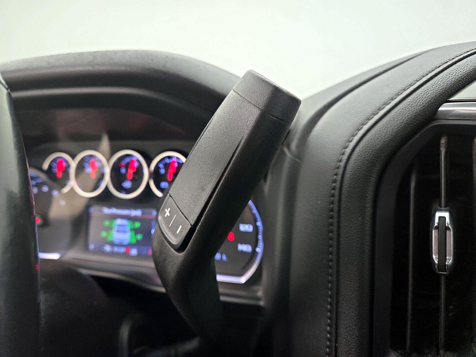 Thumbnail: 2022 Chevrolet Silverado 1500 - 17