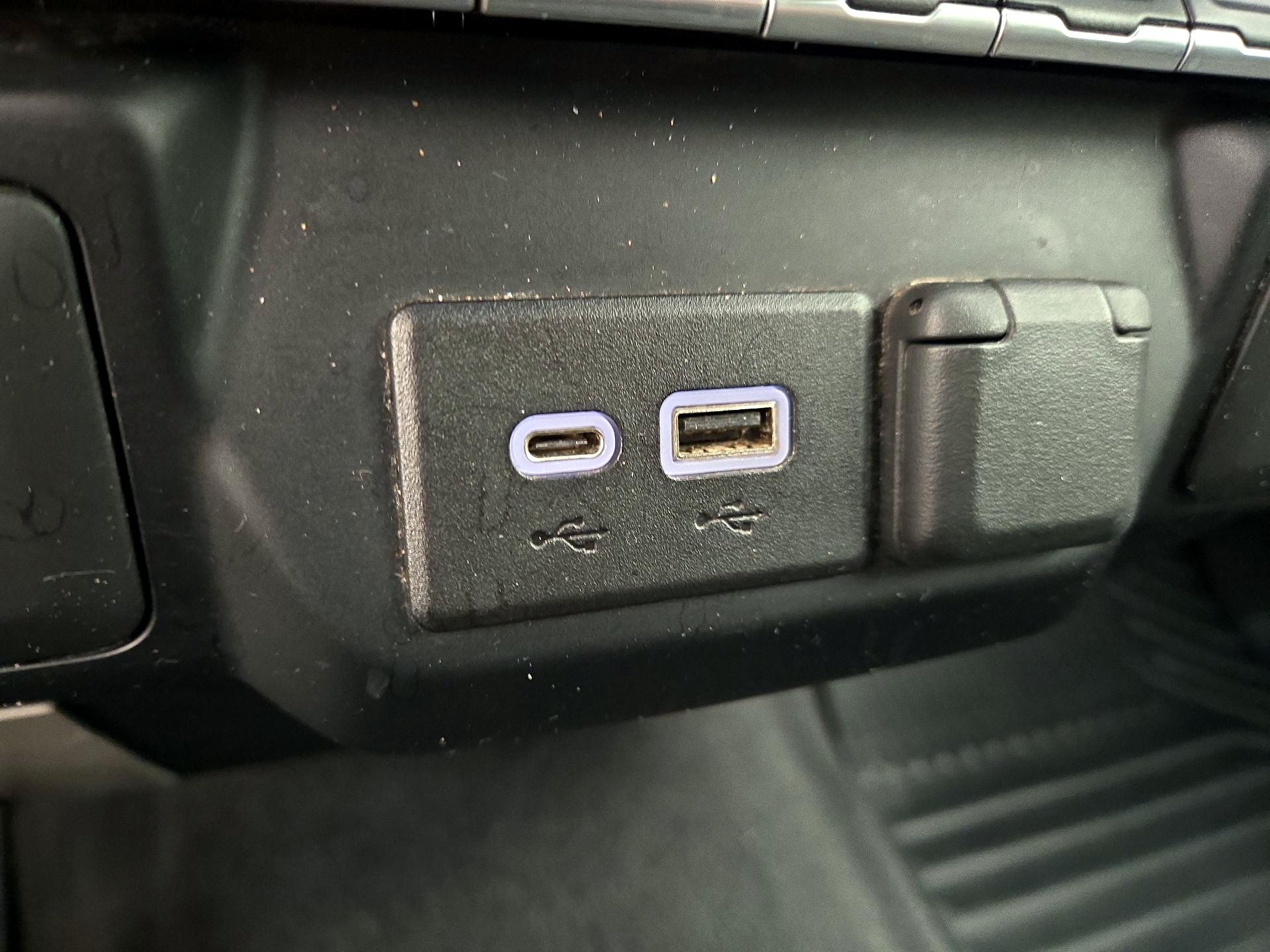 Thumbnail: 2022 Chevrolet Silverado 1500 - 18