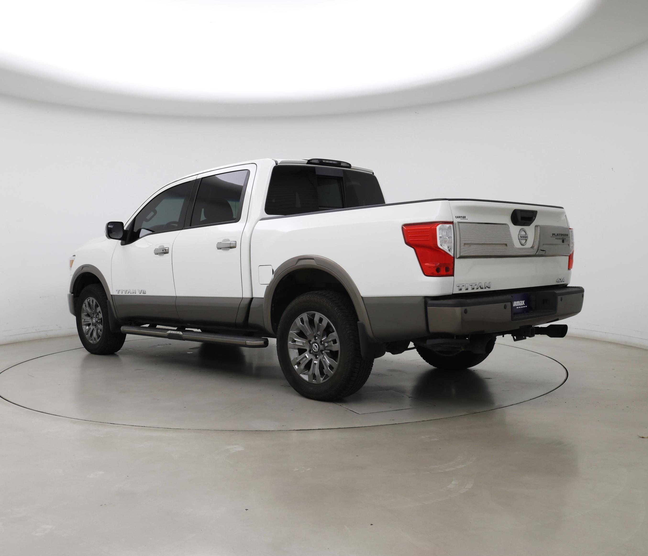 Thumbnail: 2018 Nissan Titan - 2