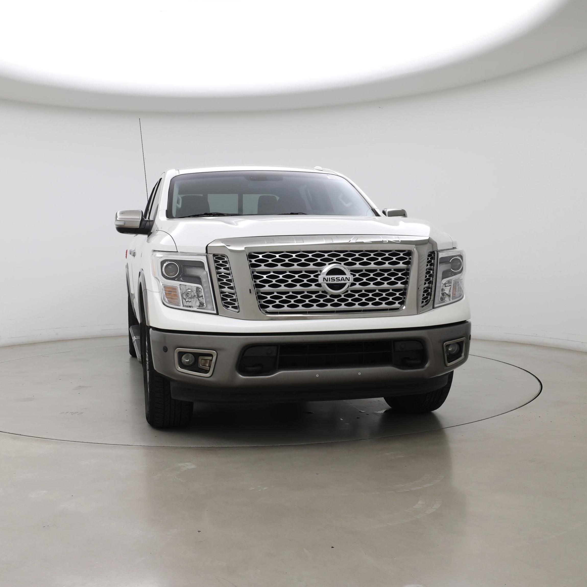 Thumbnail: 2018 Nissan Titan - 5