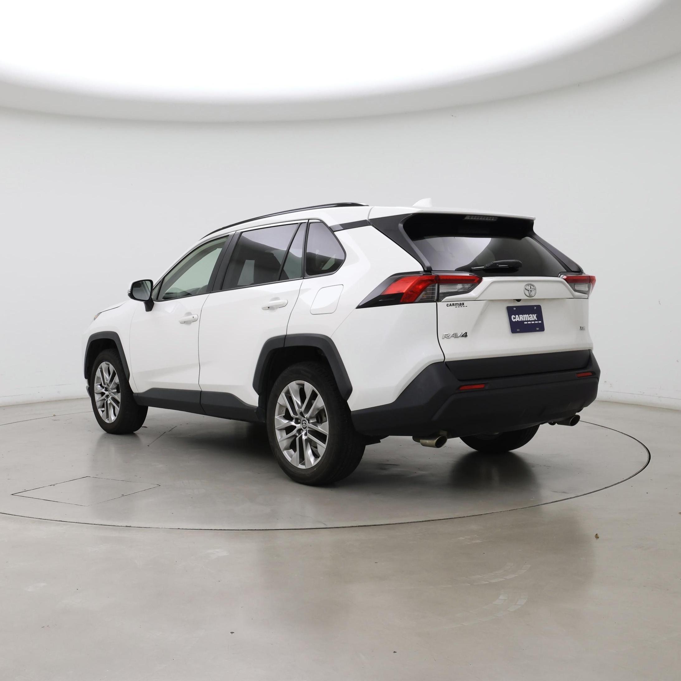 Thumbnail: 2020 Toyota RAV4 - 2