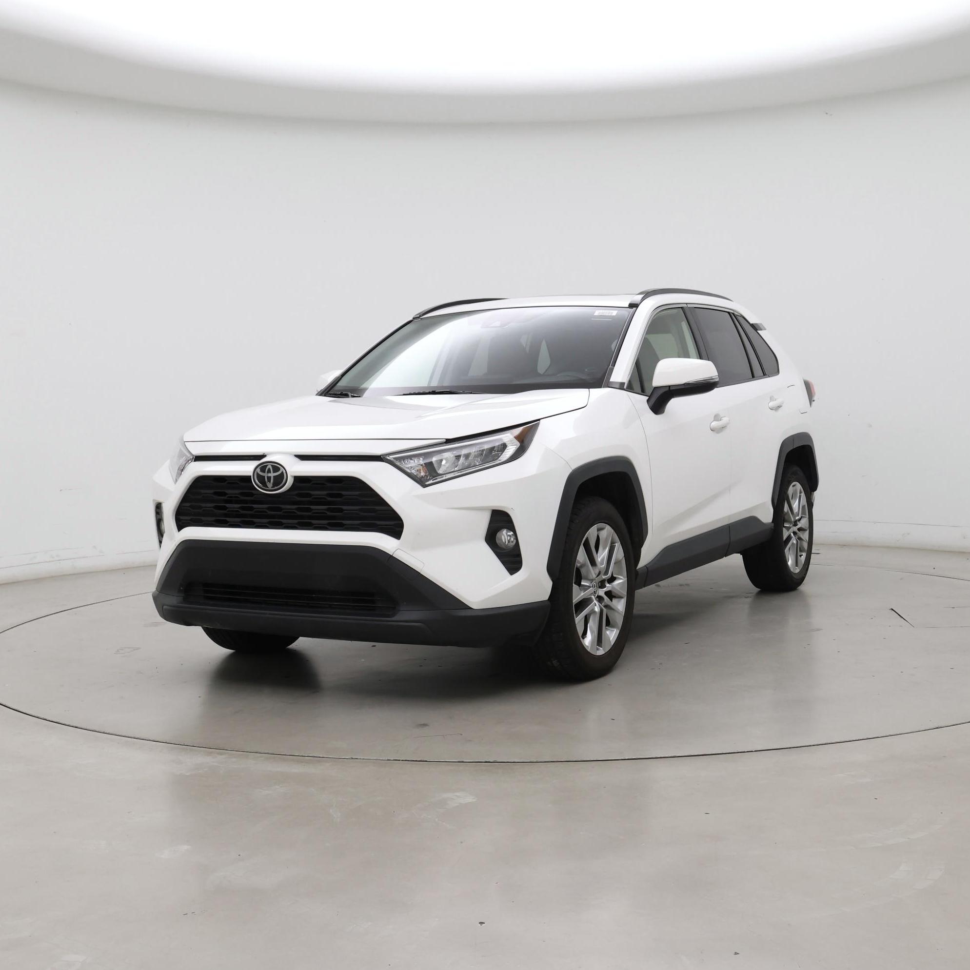 Thumbnail: 2020 Toyota RAV4 - 4