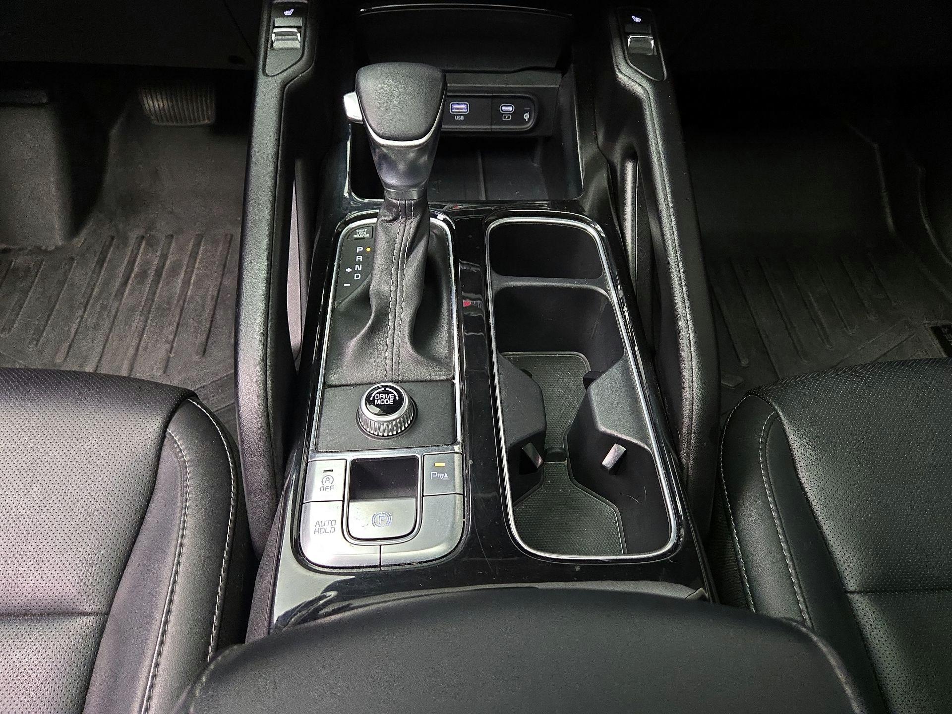 Thumbnail: 2024 Kia Telluride - 18