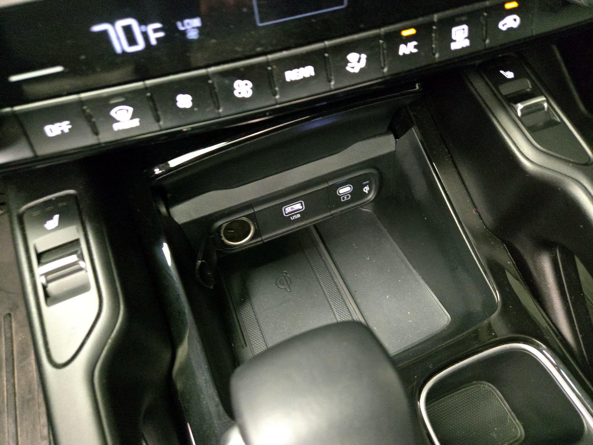 Thumbnail: 2024 Kia Telluride - 19