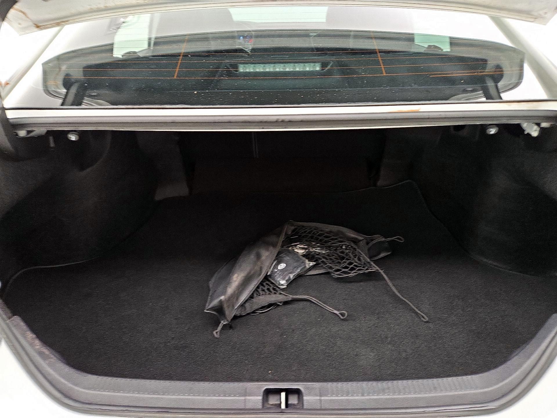 Thumbnail: 2019 Toyota Camry - 20