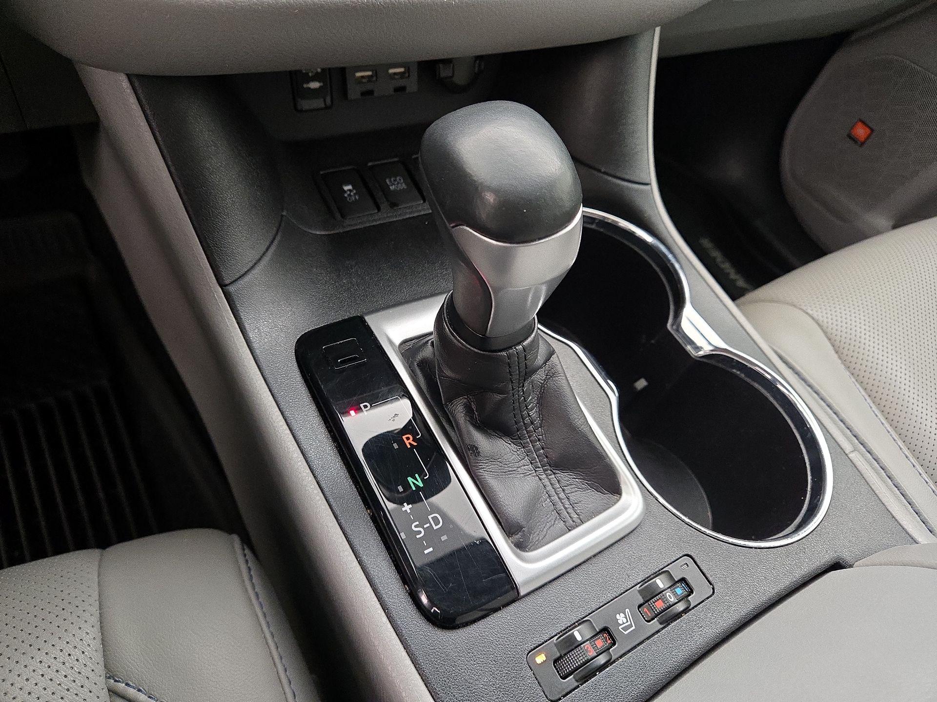 Thumbnail: 2019 Toyota Highlander - 18