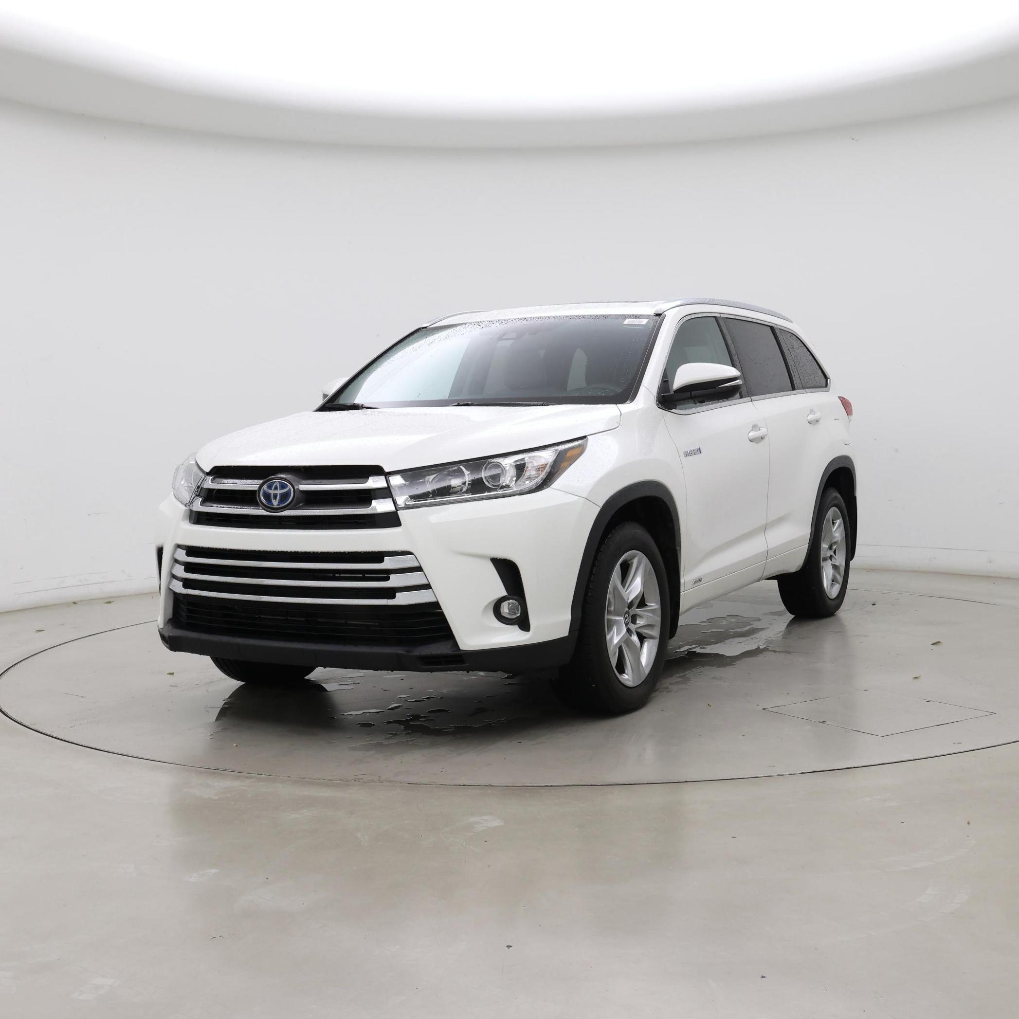 Thumbnail: 2019 Toyota Highlander - 4