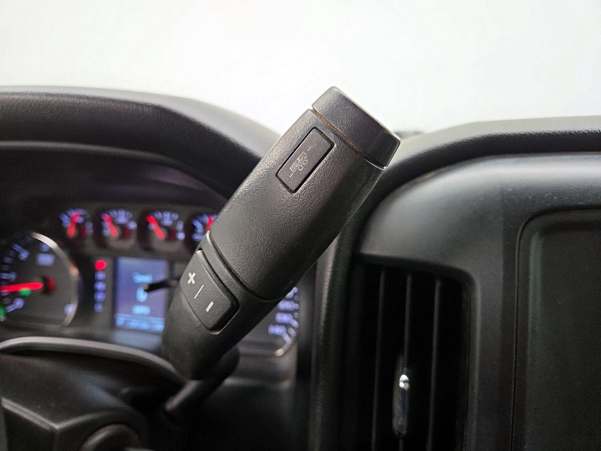 Thumbnail: 2017 Chevrolet Silverado 1500 - 17