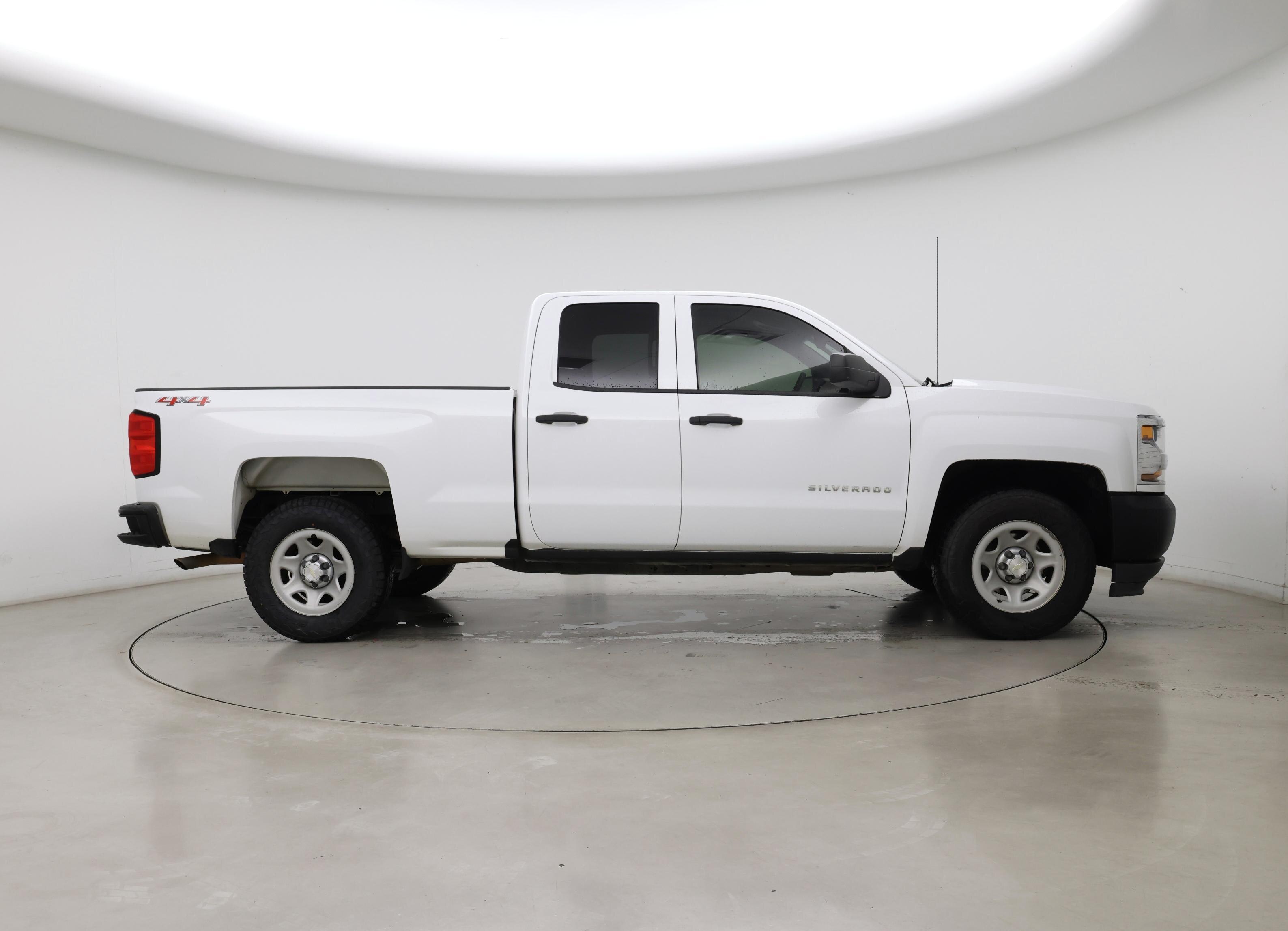 Thumbnail: 2017 Chevrolet Silverado 1500 - 7