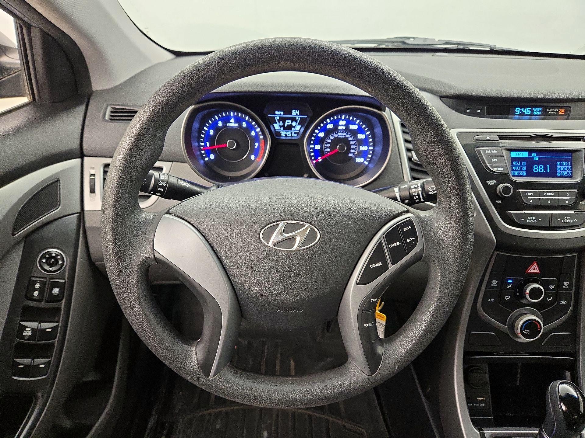 Thumbnail: 2016 Hyundai Elantra - 10