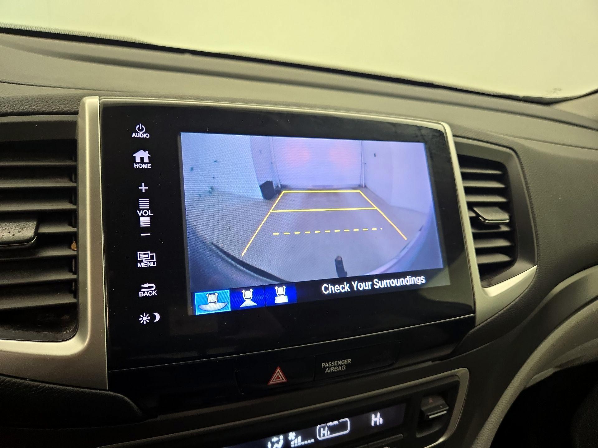 Thumbnail: 2019 Honda Ridgeline - 15