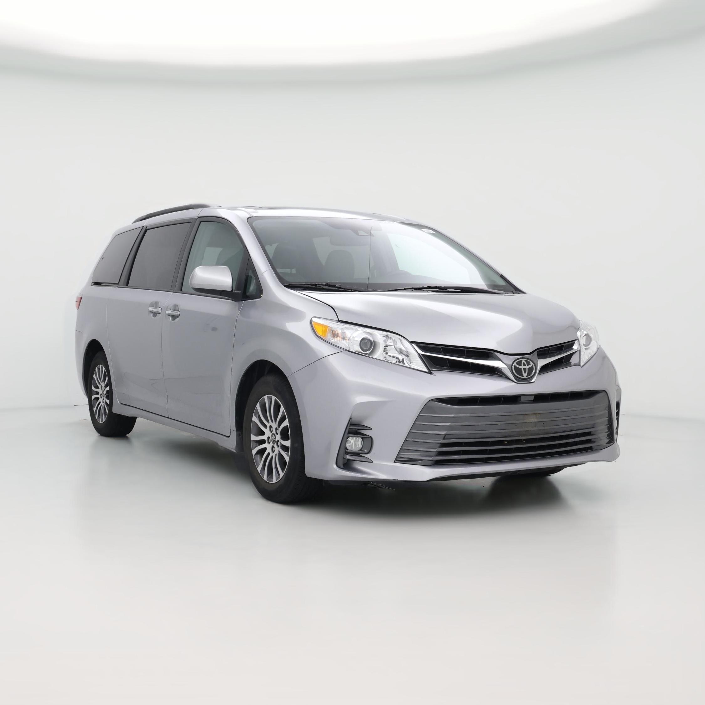 Thumbnail: 2018 Toyota Sienna - 1