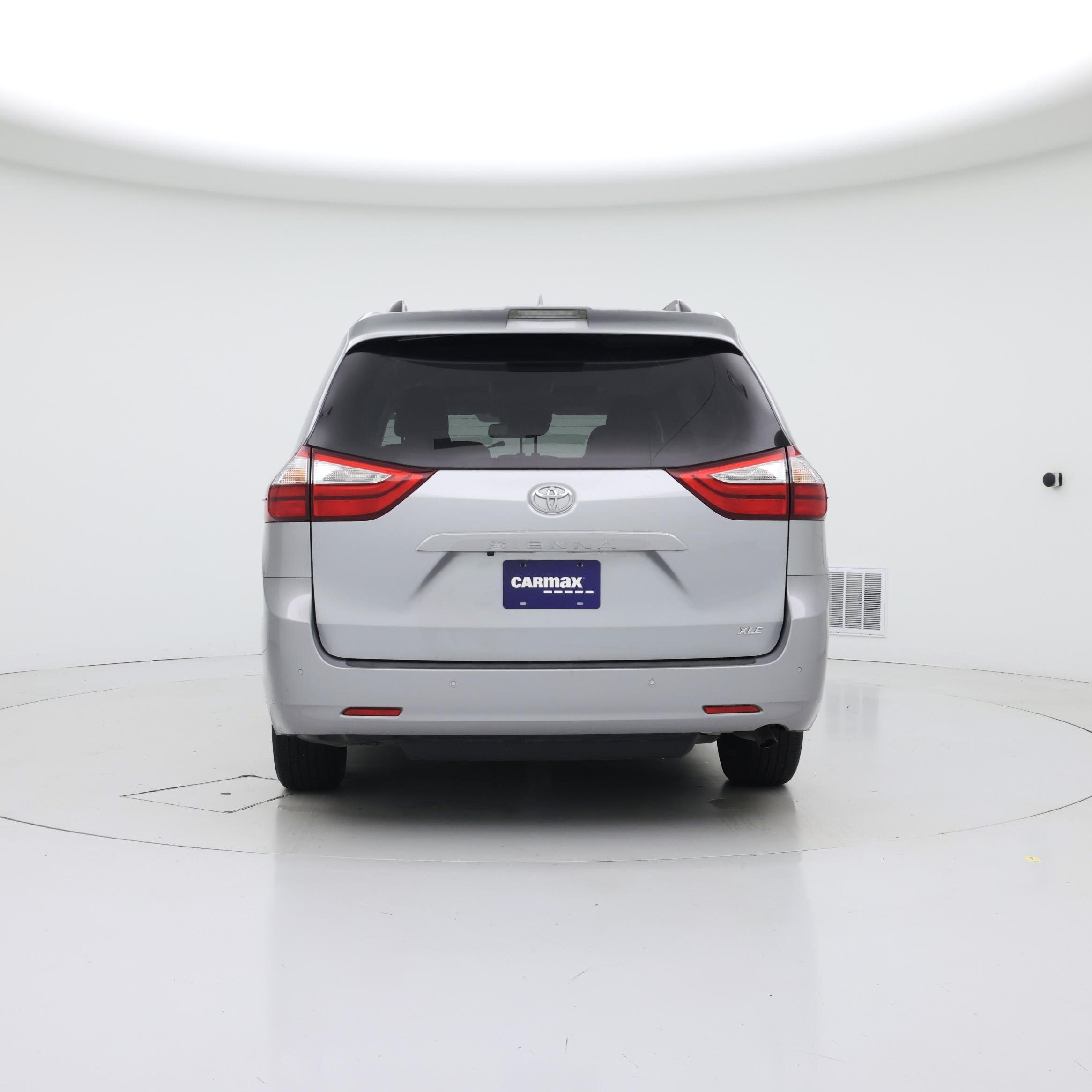 Thumbnail: 2018 Toyota Sienna - 6