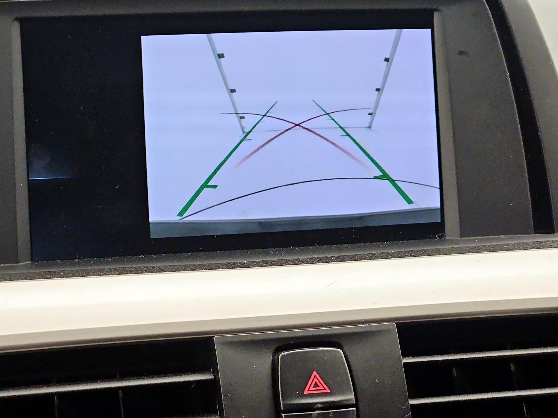 Thumbnail: 2018 BMW 3 Series - 14