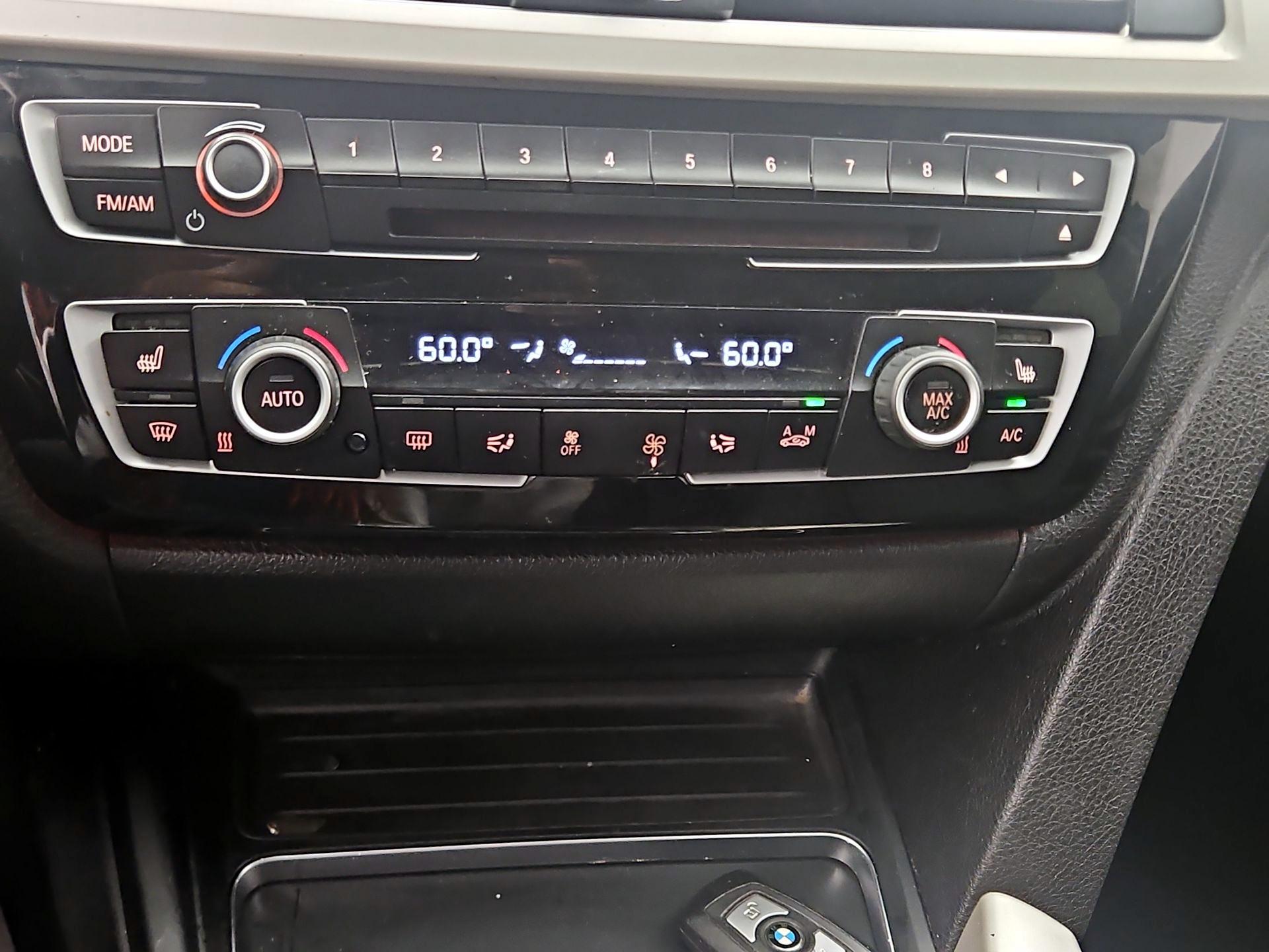 Thumbnail: 2018 BMW 3 Series - 16