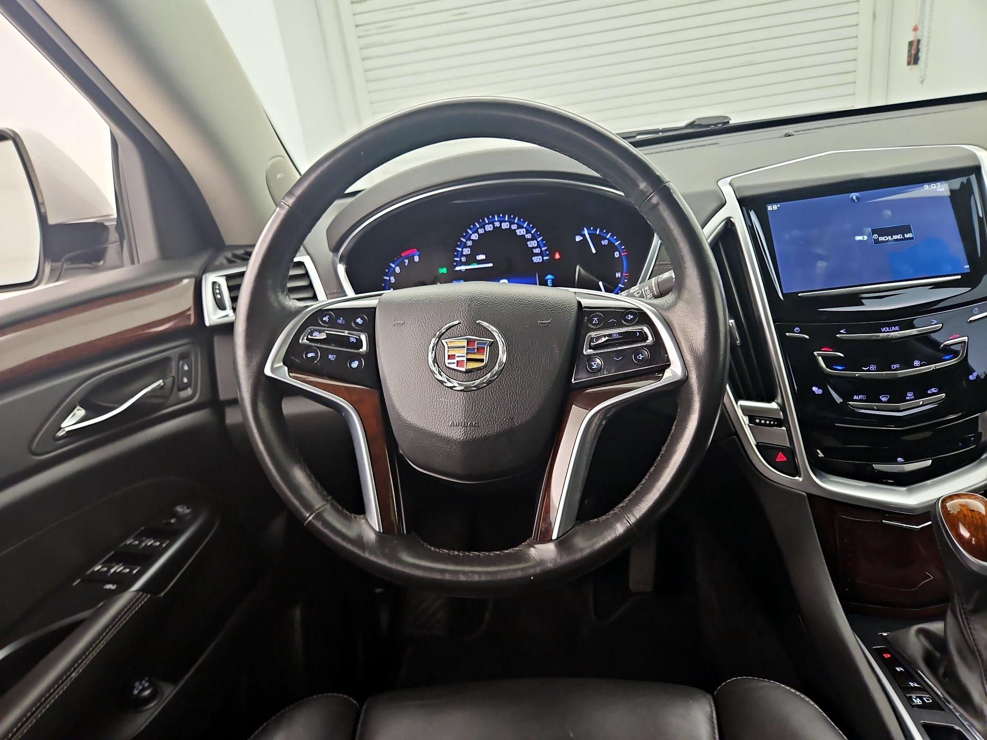 Thumbnail: 2015 Cadillac SRX - 10