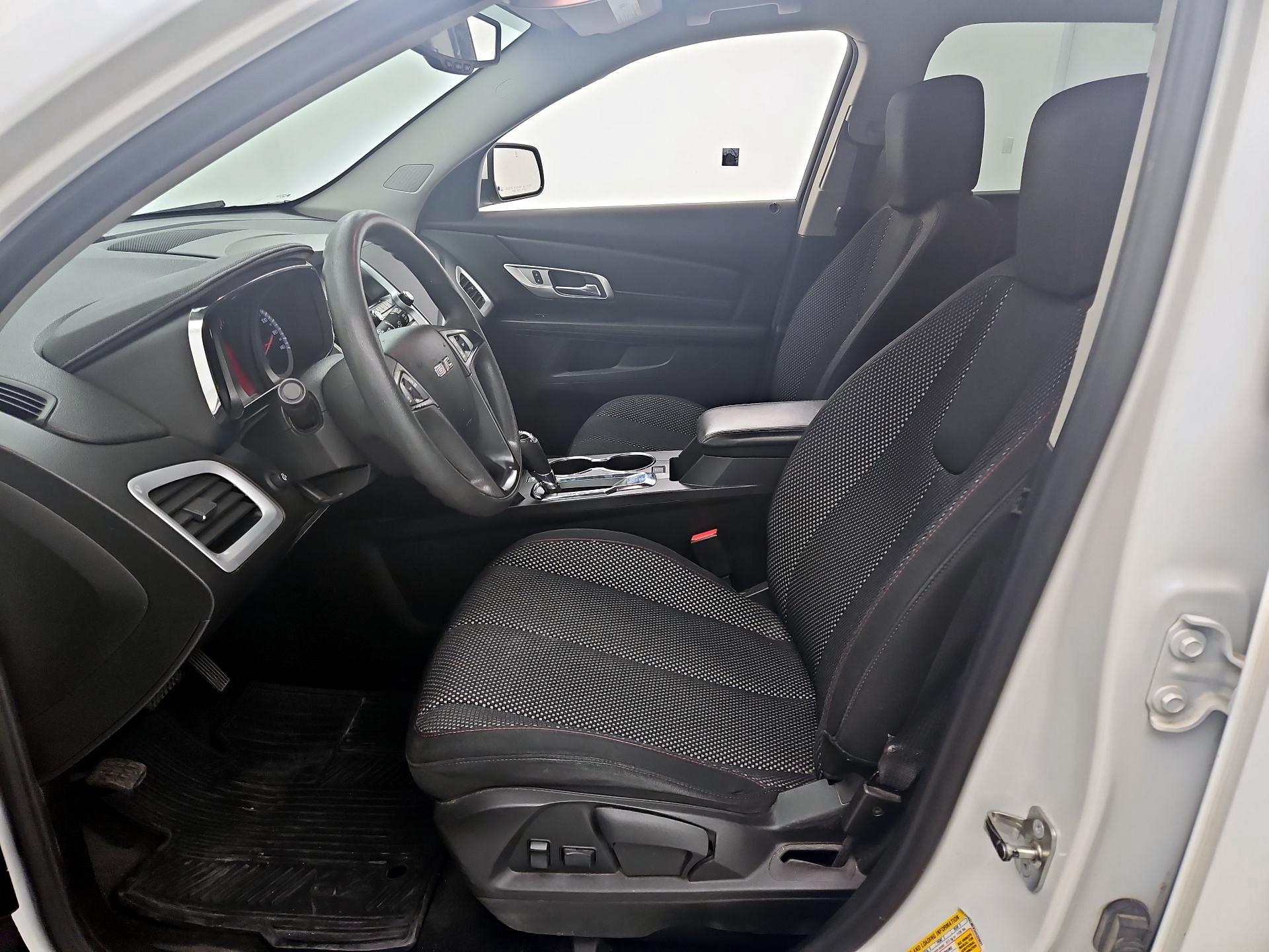 Thumbnail: 2017 GMC Terrain - 11