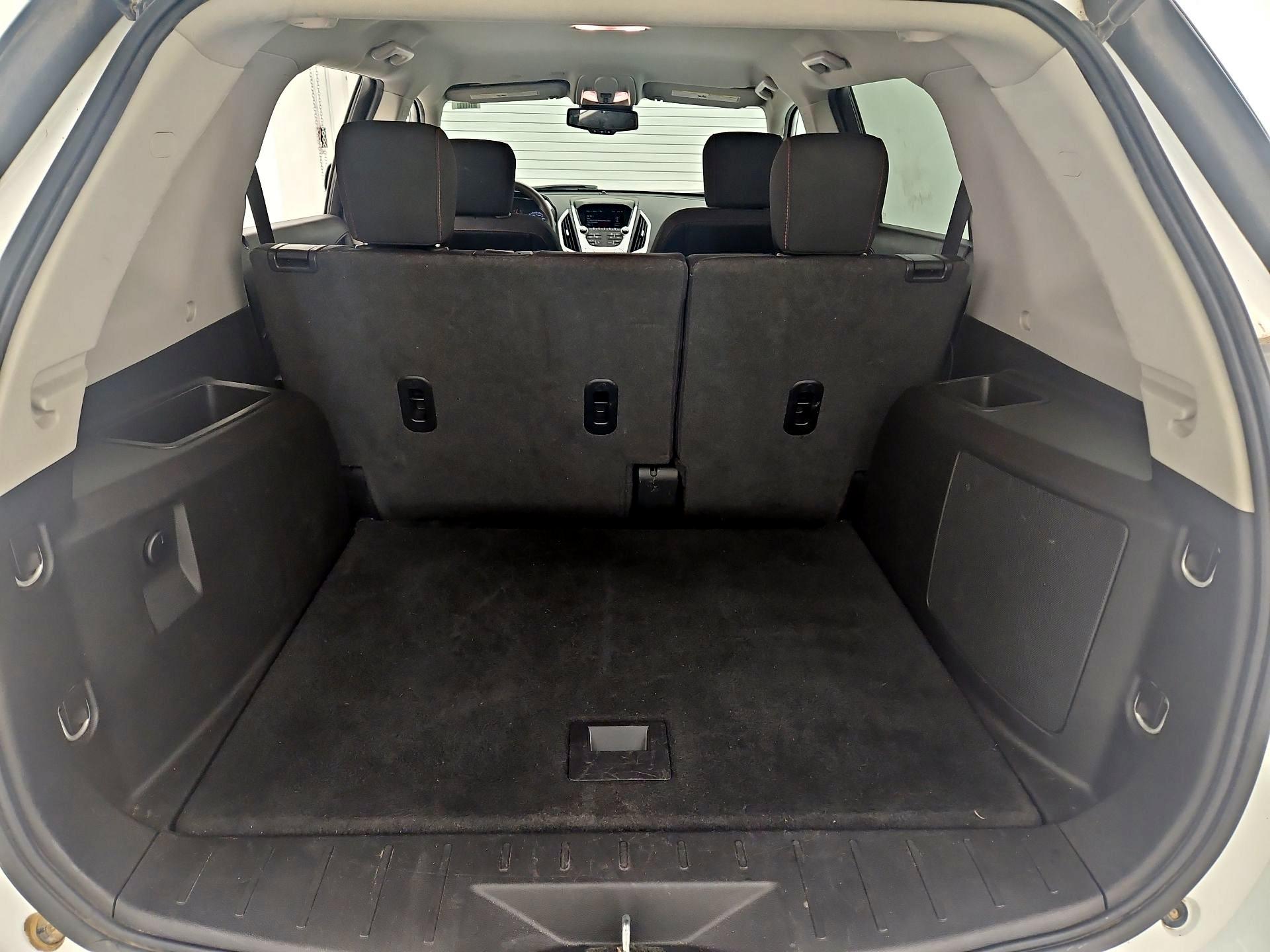 Thumbnail: 2017 GMC Terrain - 18