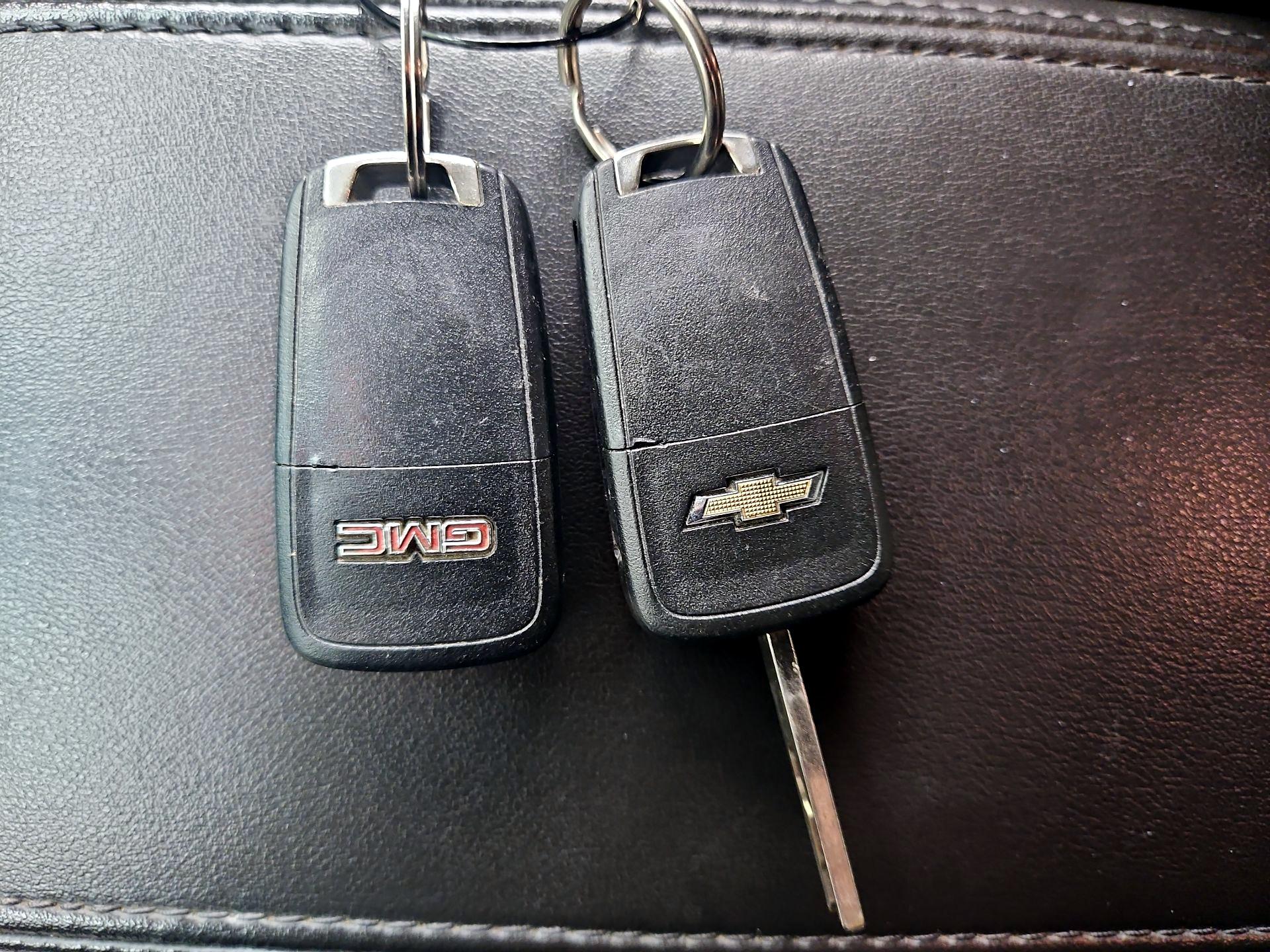 Thumbnail: 2017 GMC Terrain - 20