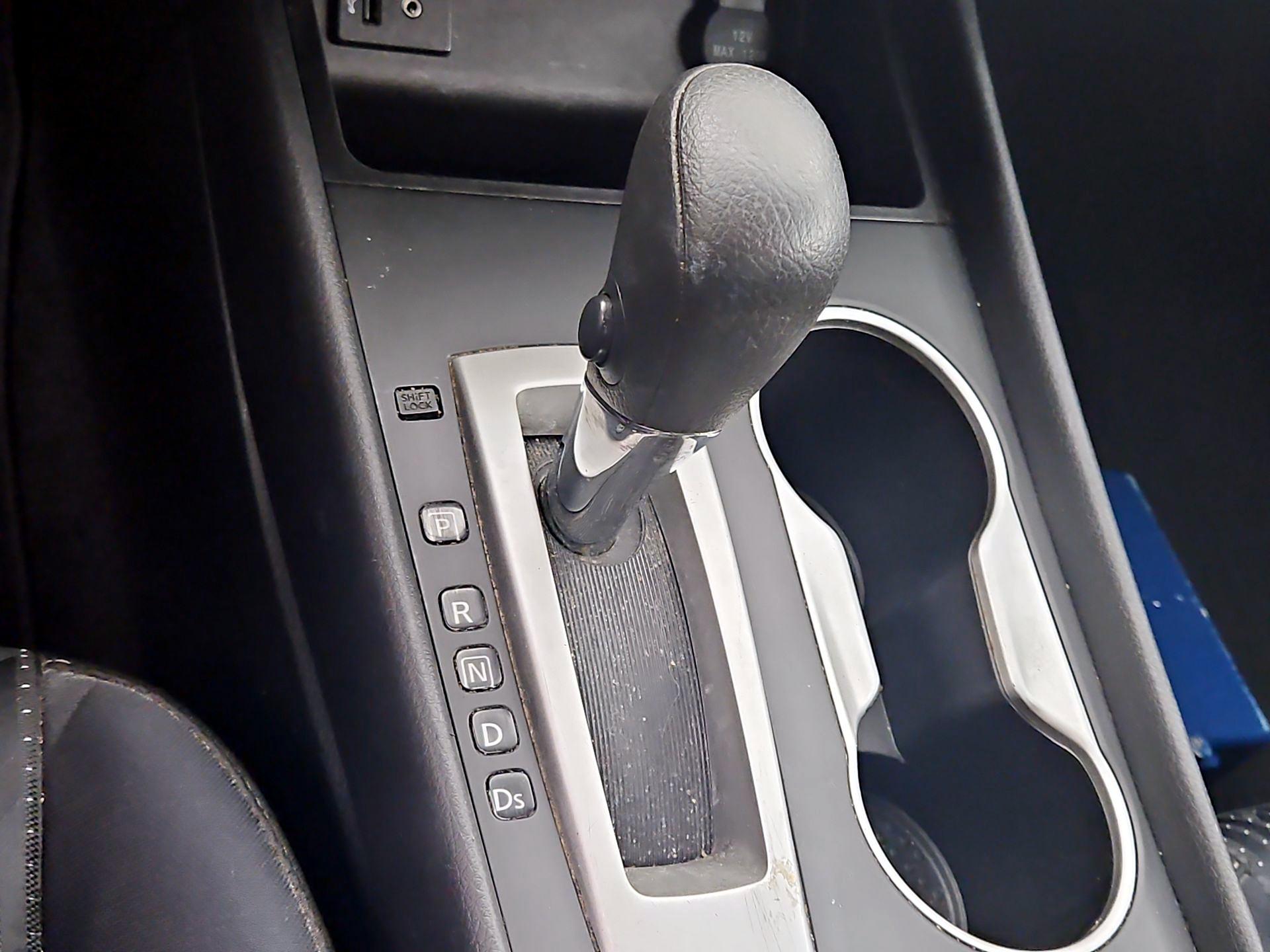 Thumbnail: 2016 Nissan Altima - 17