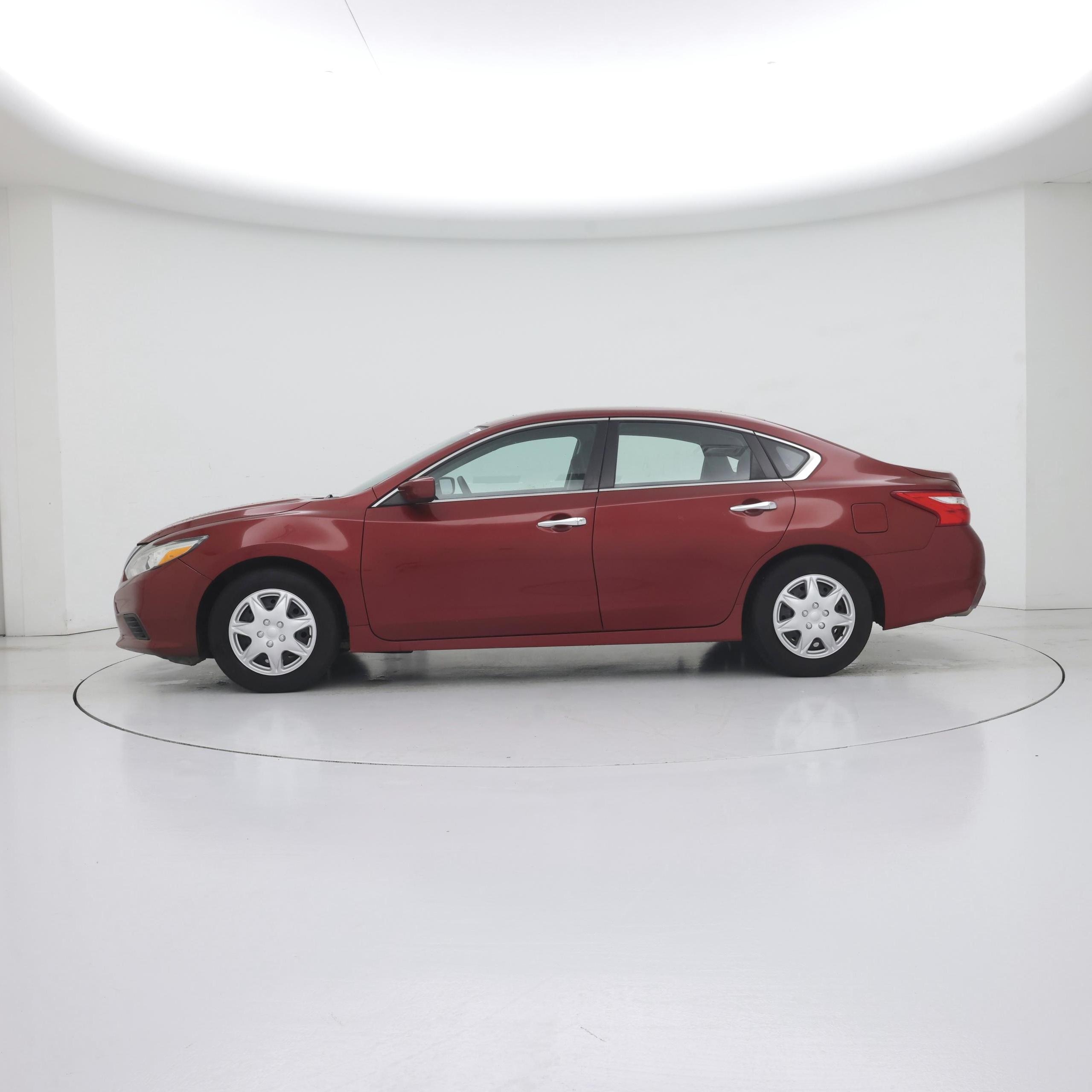 Thumbnail: 2016 Nissan Altima - 3