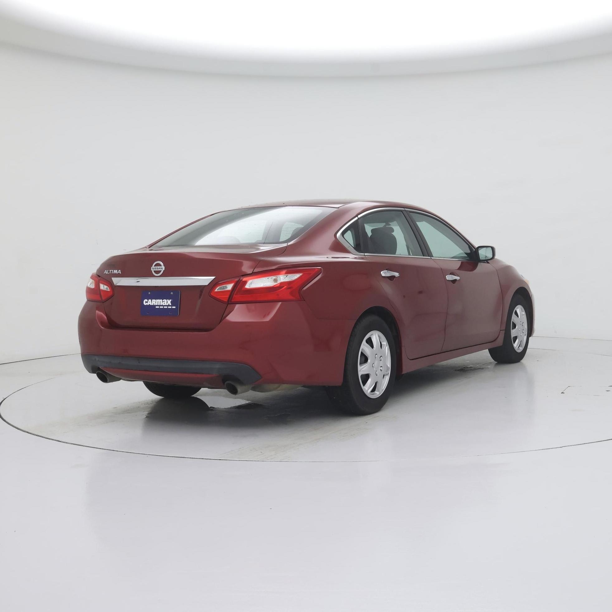Thumbnail: 2016 Nissan Altima - 8