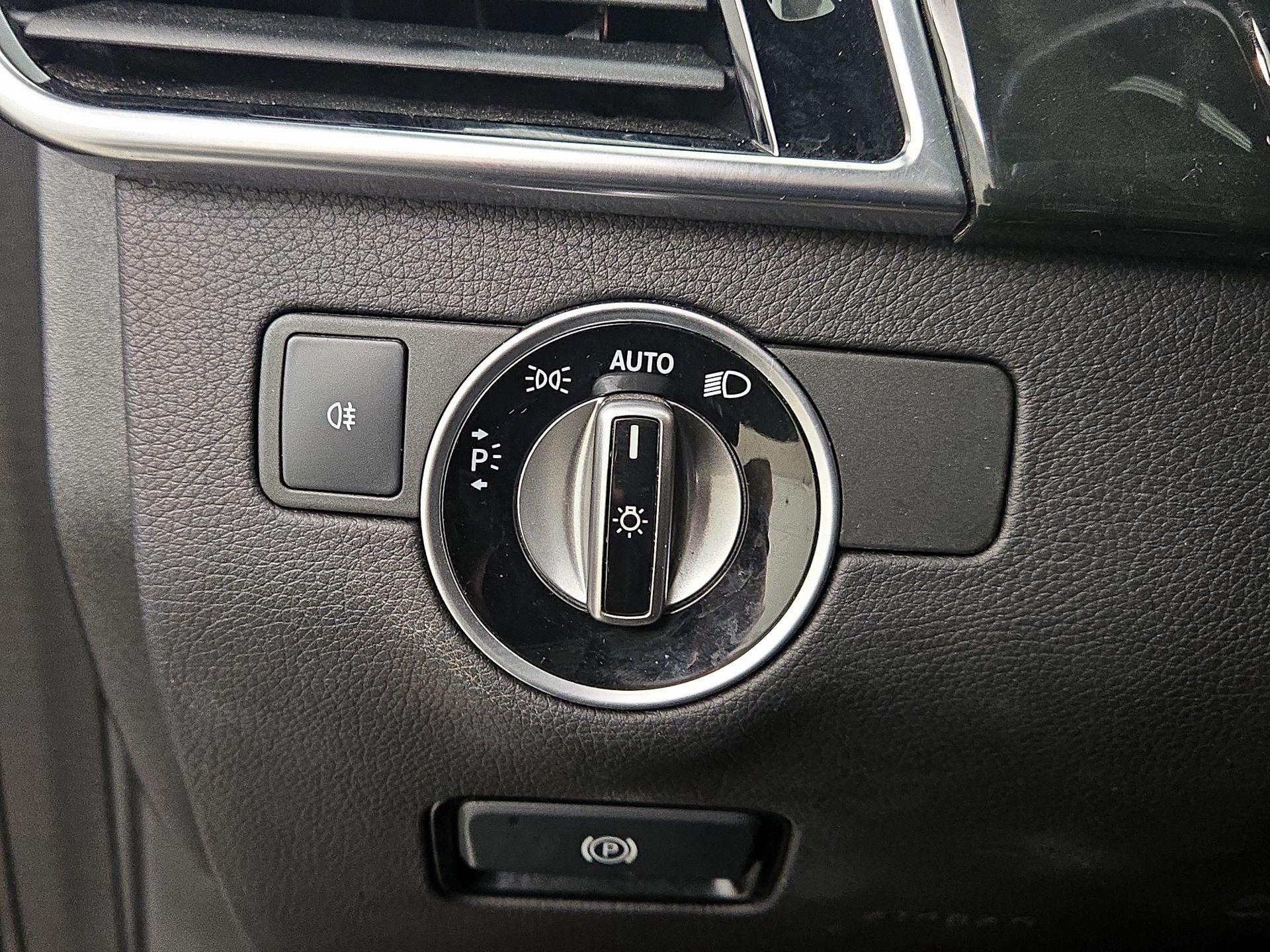 Thumbnail: 2018 Mercedes-Benz GLE - 13