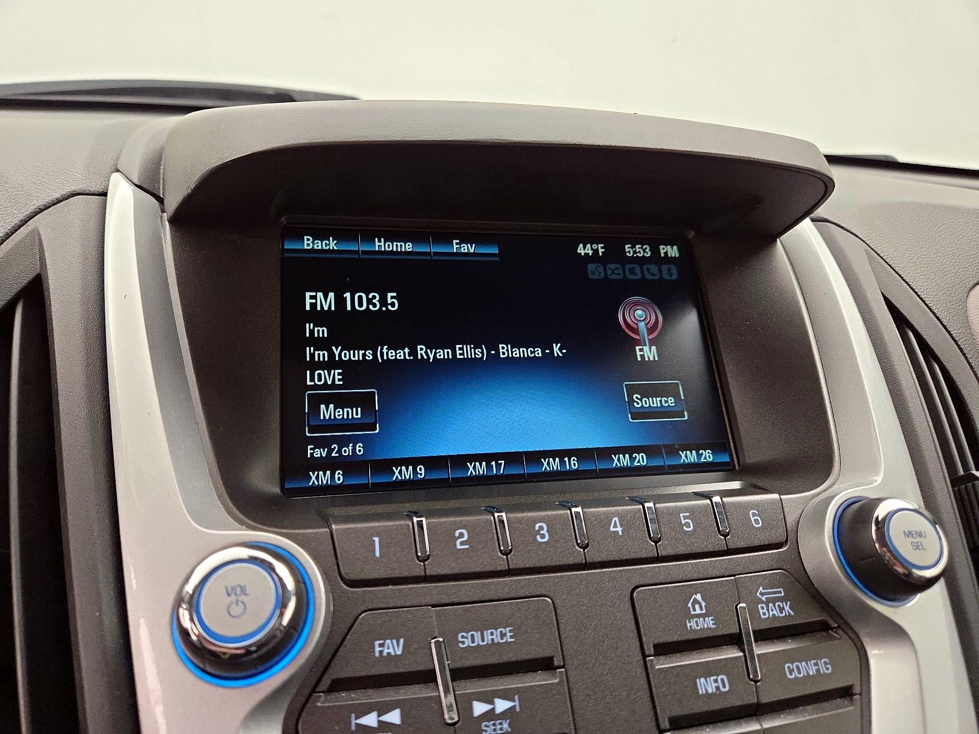 Thumbnail: 2015 Chevrolet Equinox - 15