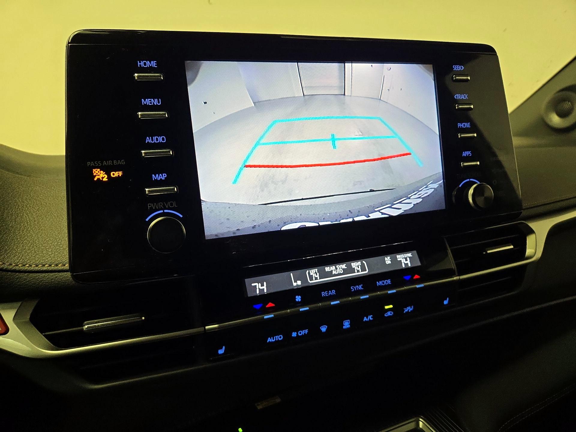 Thumbnail: 2024 Toyota Sienna - 15