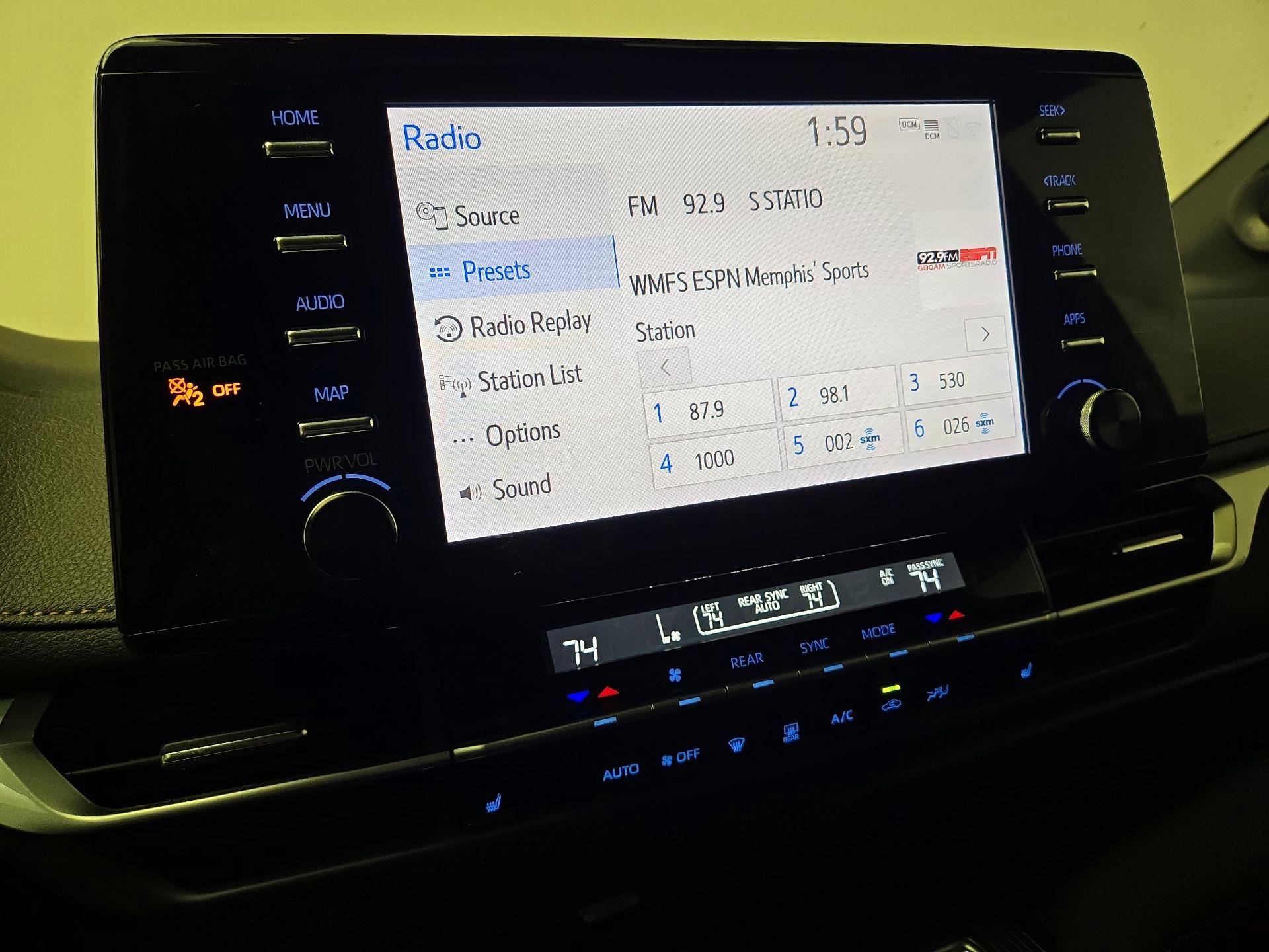 Thumbnail: 2024 Toyota Sienna - 16