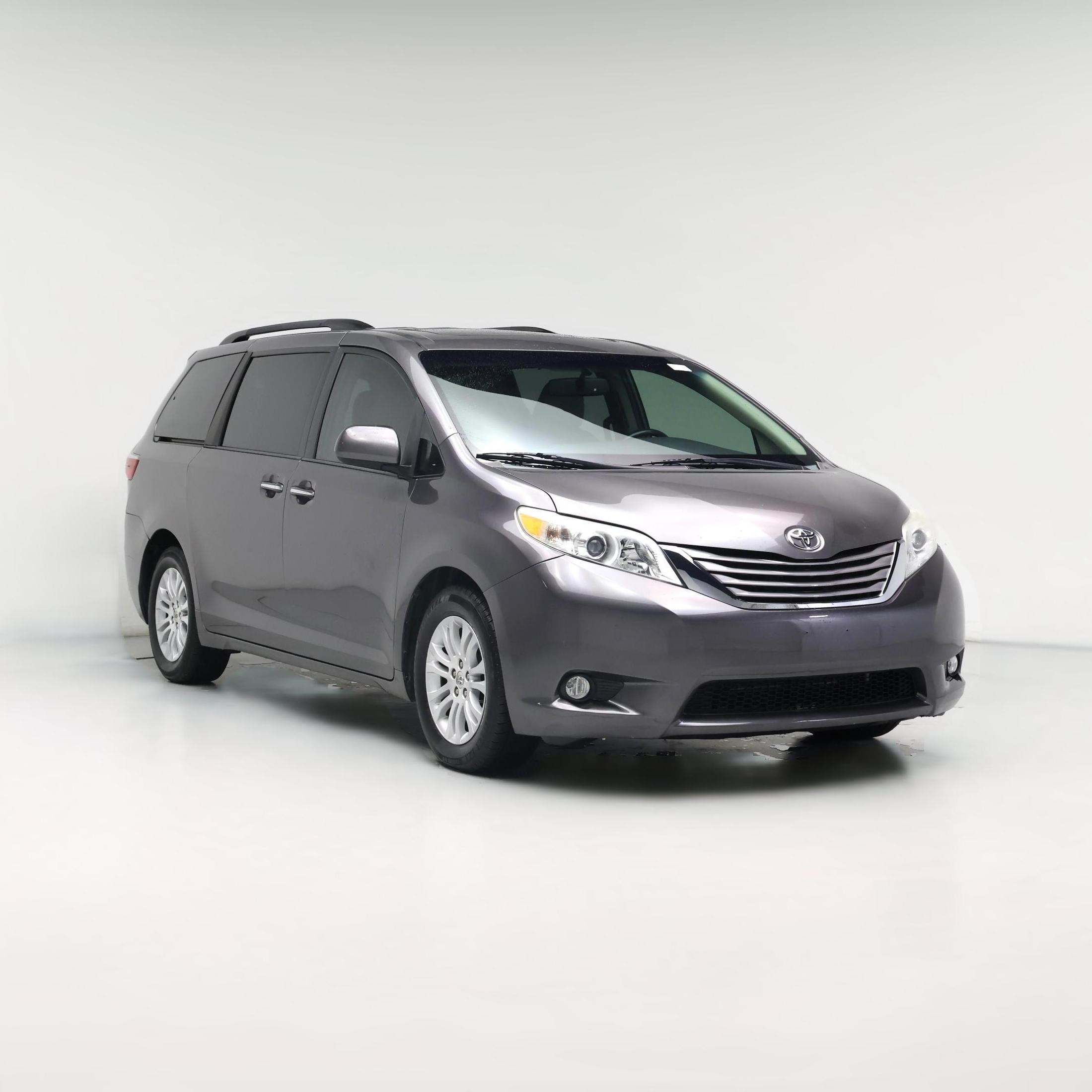 Thumbnail: 2015 Toyota Sienna - 1