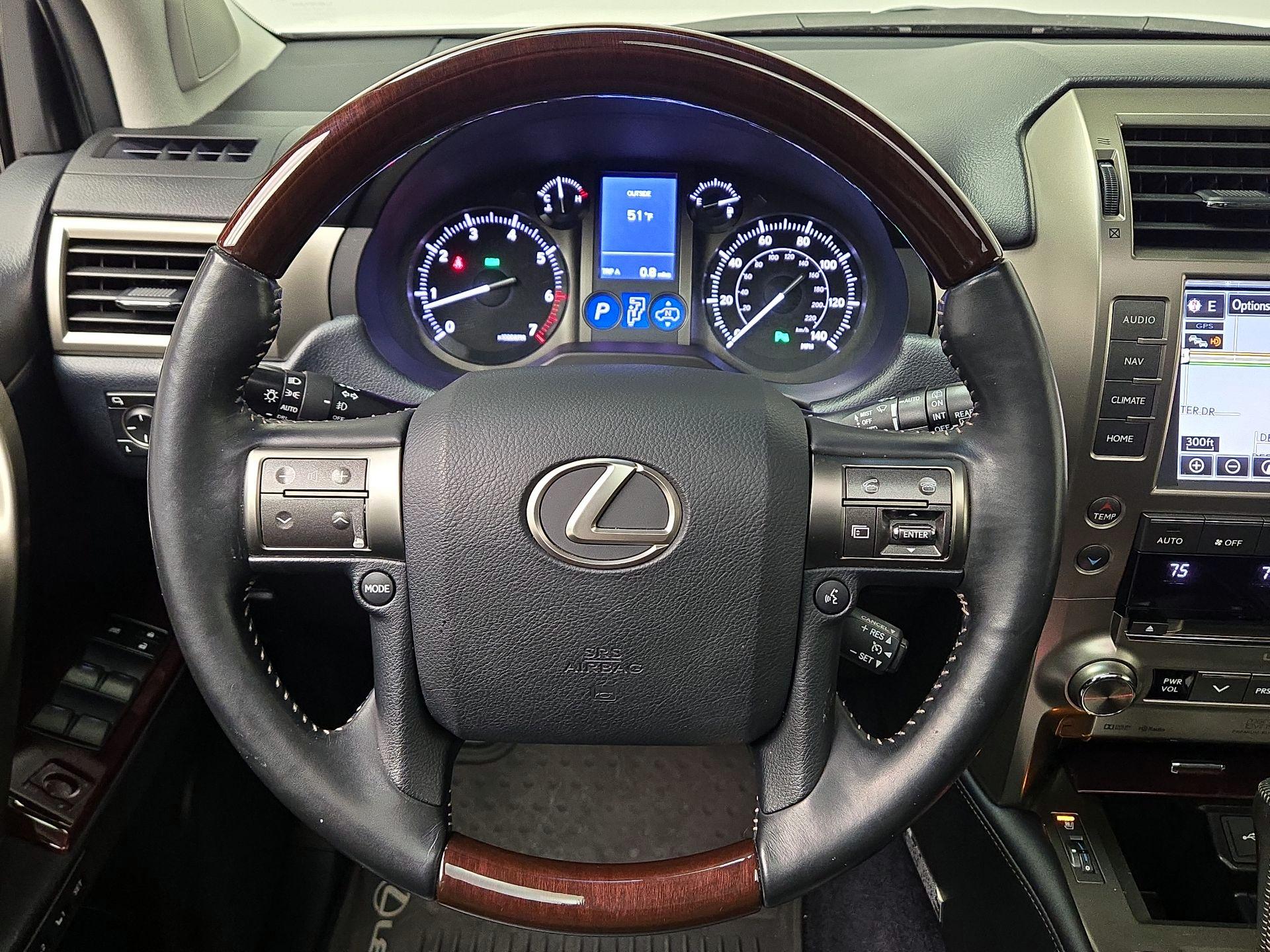 Thumbnail: 2019 Lexus GX - 10