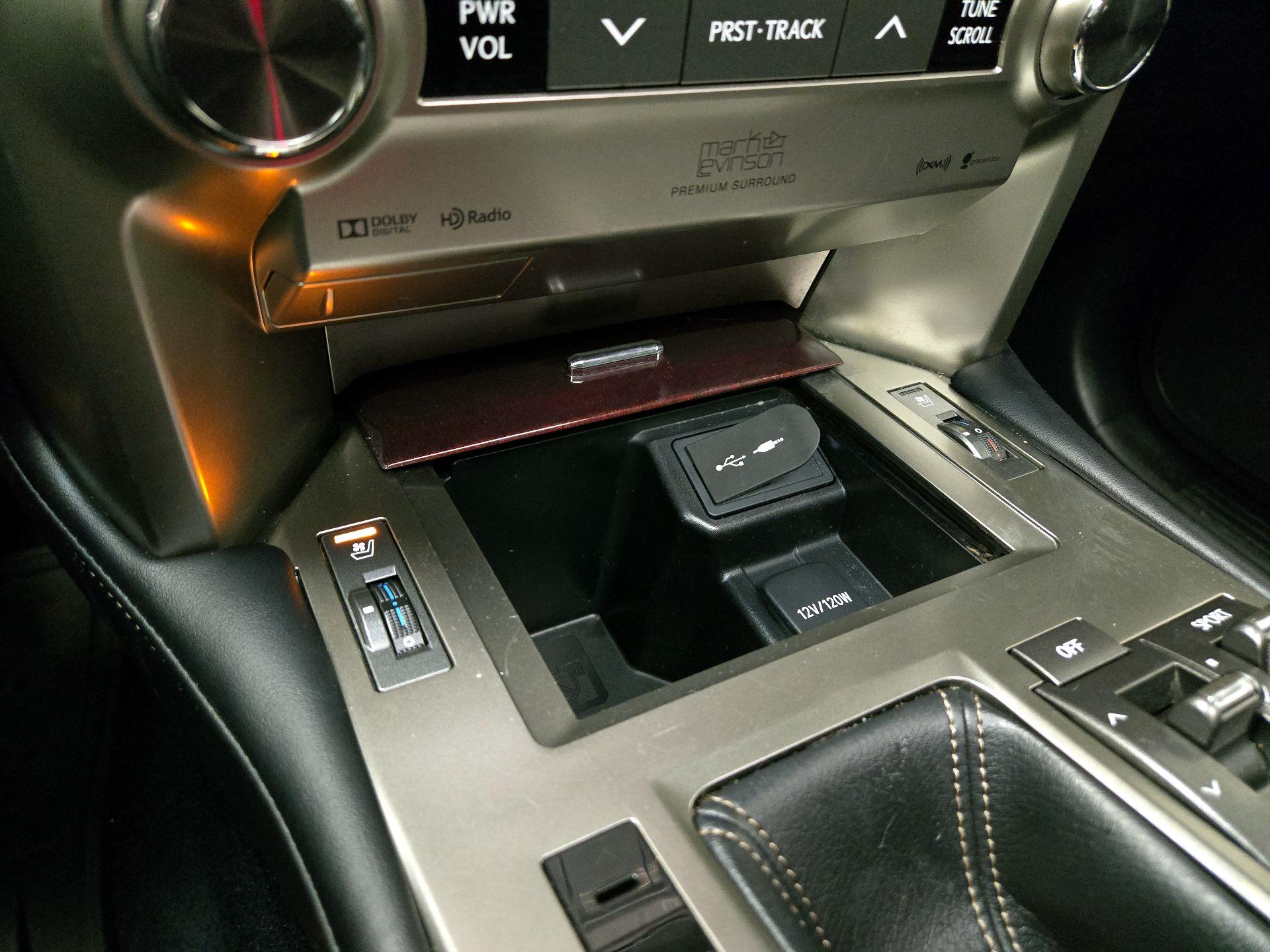 Thumbnail: 2019 Lexus GX - 19