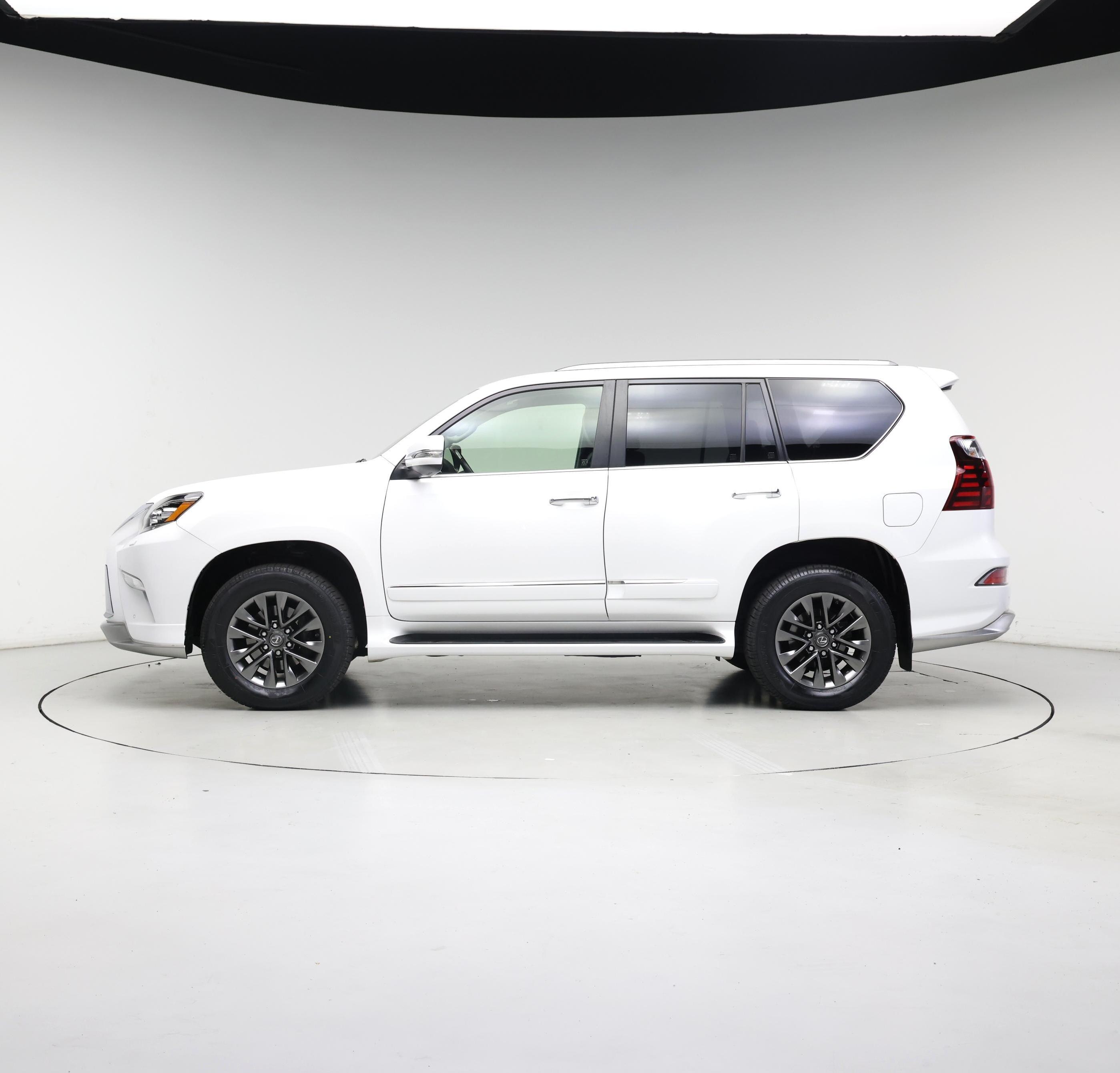 Thumbnail: 2019 Lexus GX - 3