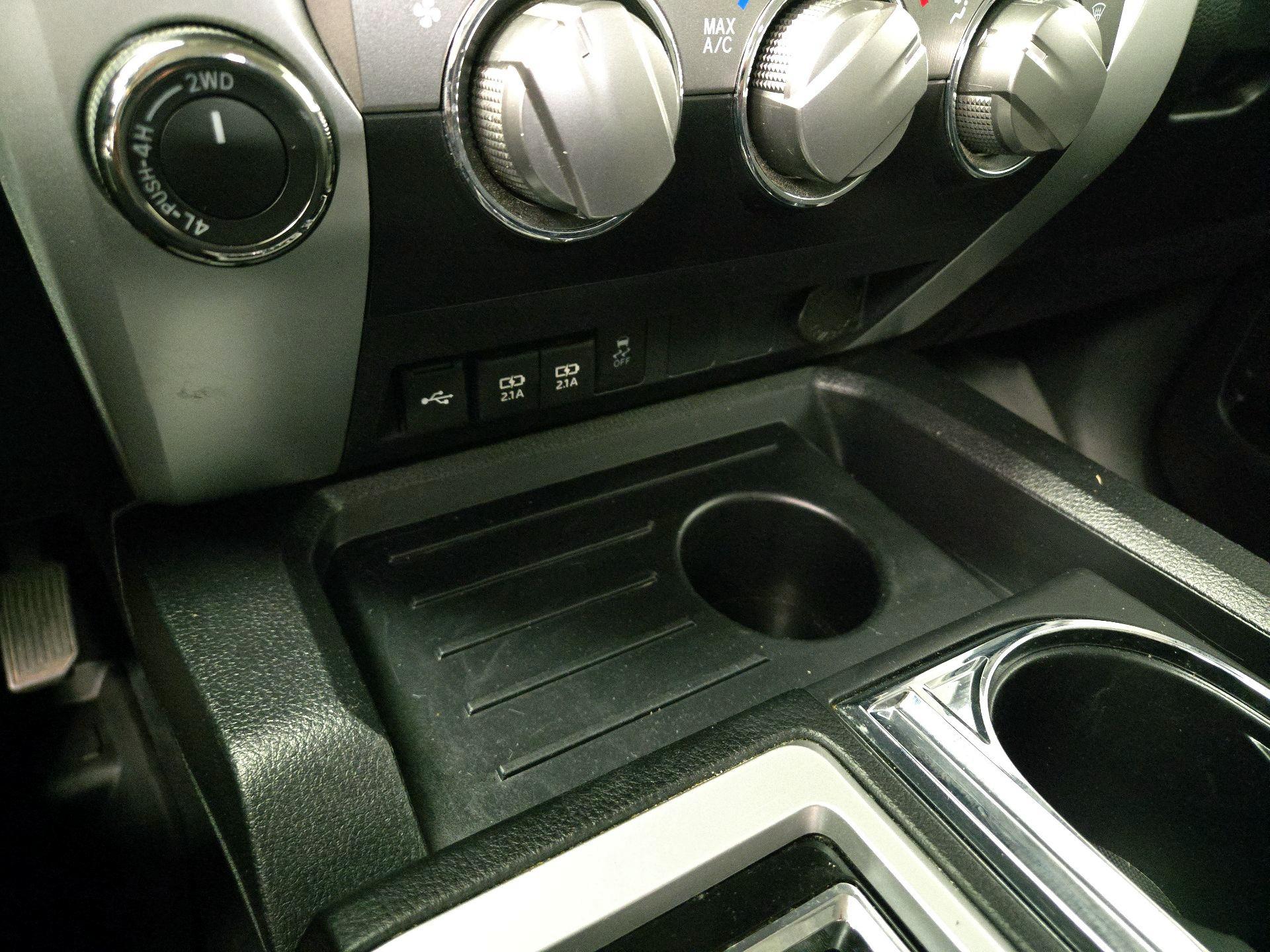 Thumbnail: 2021 Toyota Tundra - 18