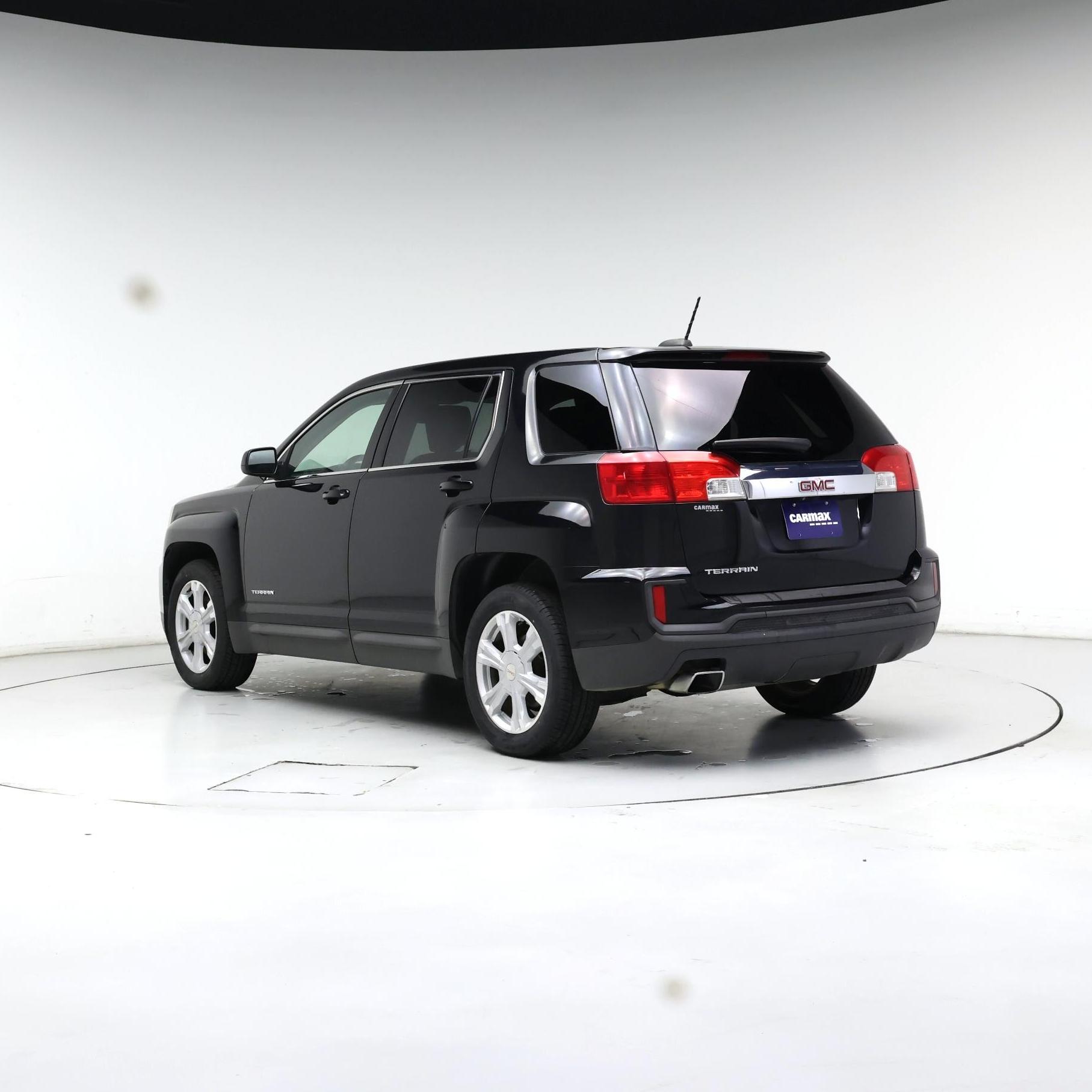 Thumbnail: 2017 GMC Terrain - 2