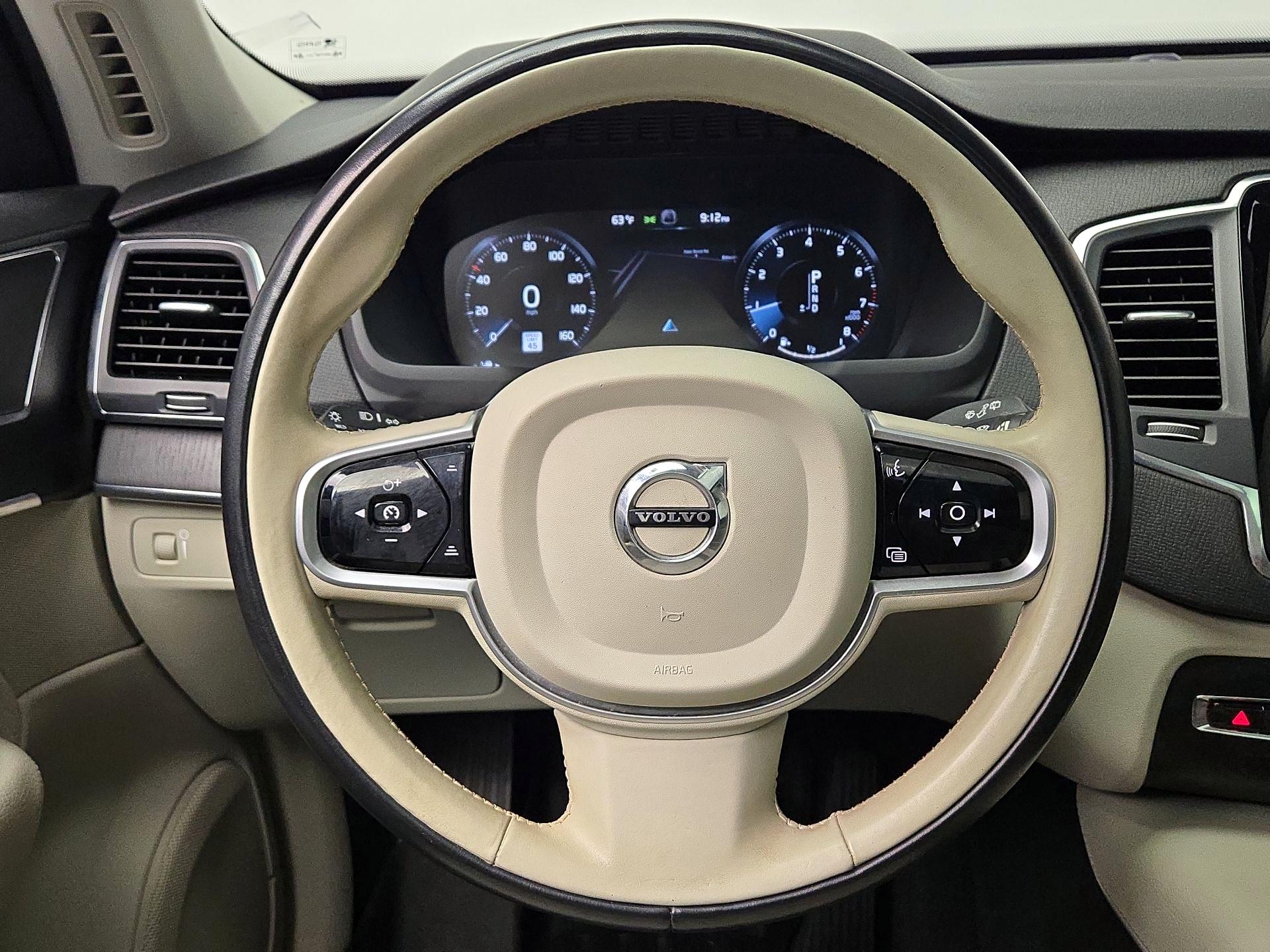 Thumbnail: 2020 Volvo XC90 - 10