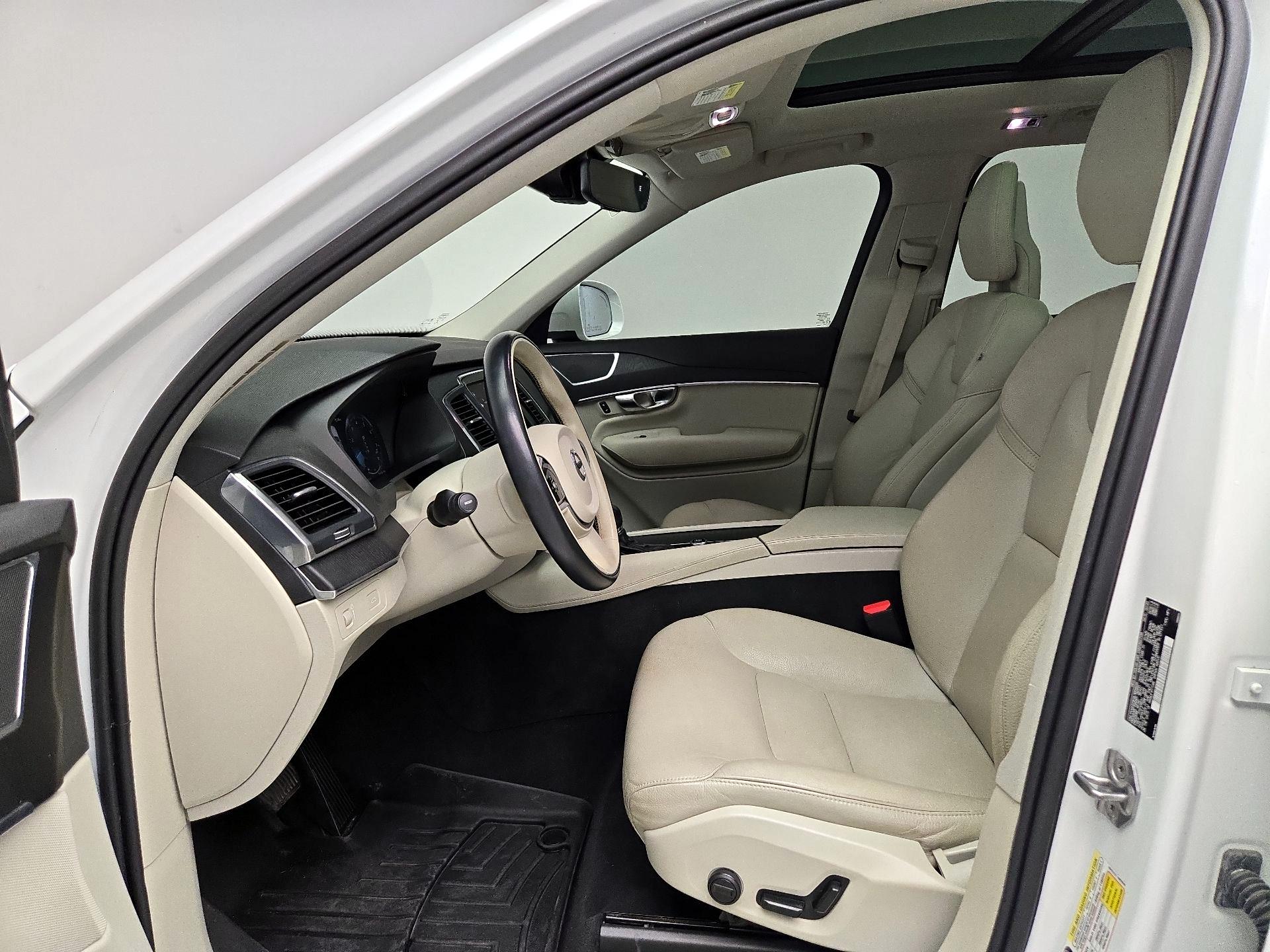 Thumbnail: 2020 Volvo XC90 - 11