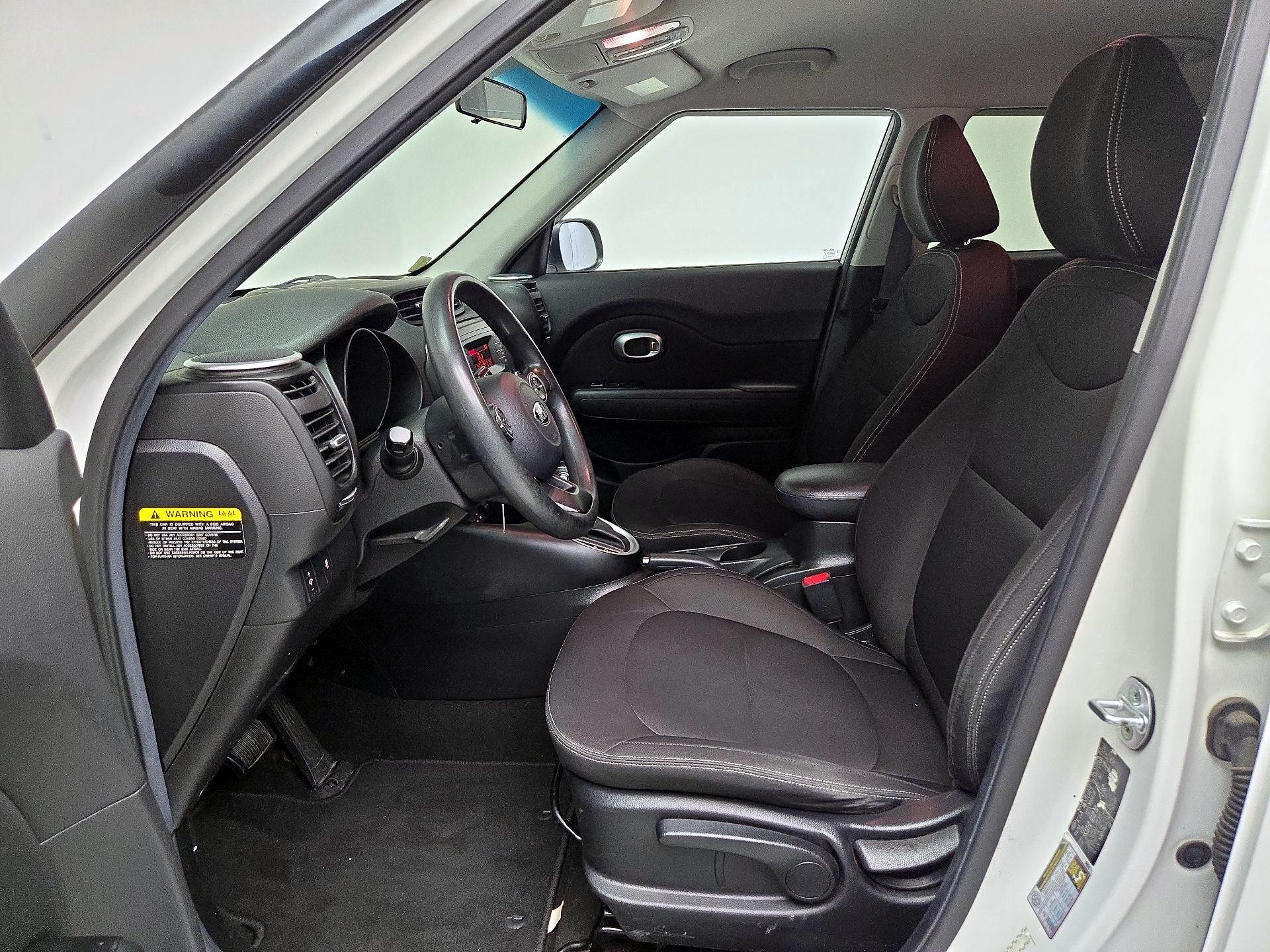 Thumbnail: 2015 Kia Soul - 11