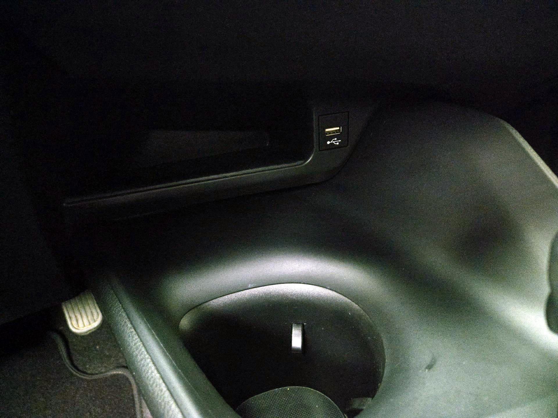 Thumbnail: 2020 Toyota C-HR - 18