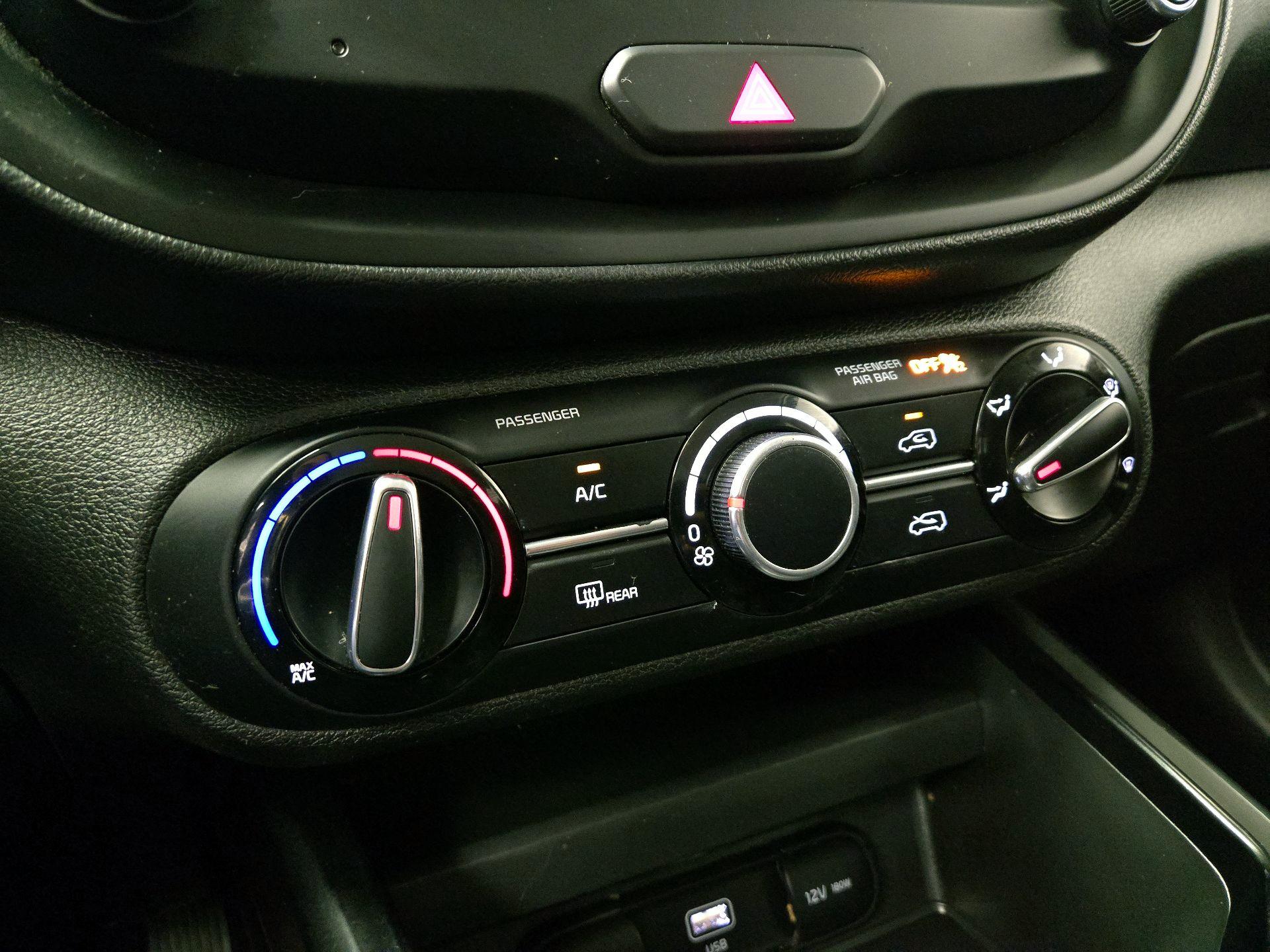 Thumbnail: 2024 Kia Soul - 16