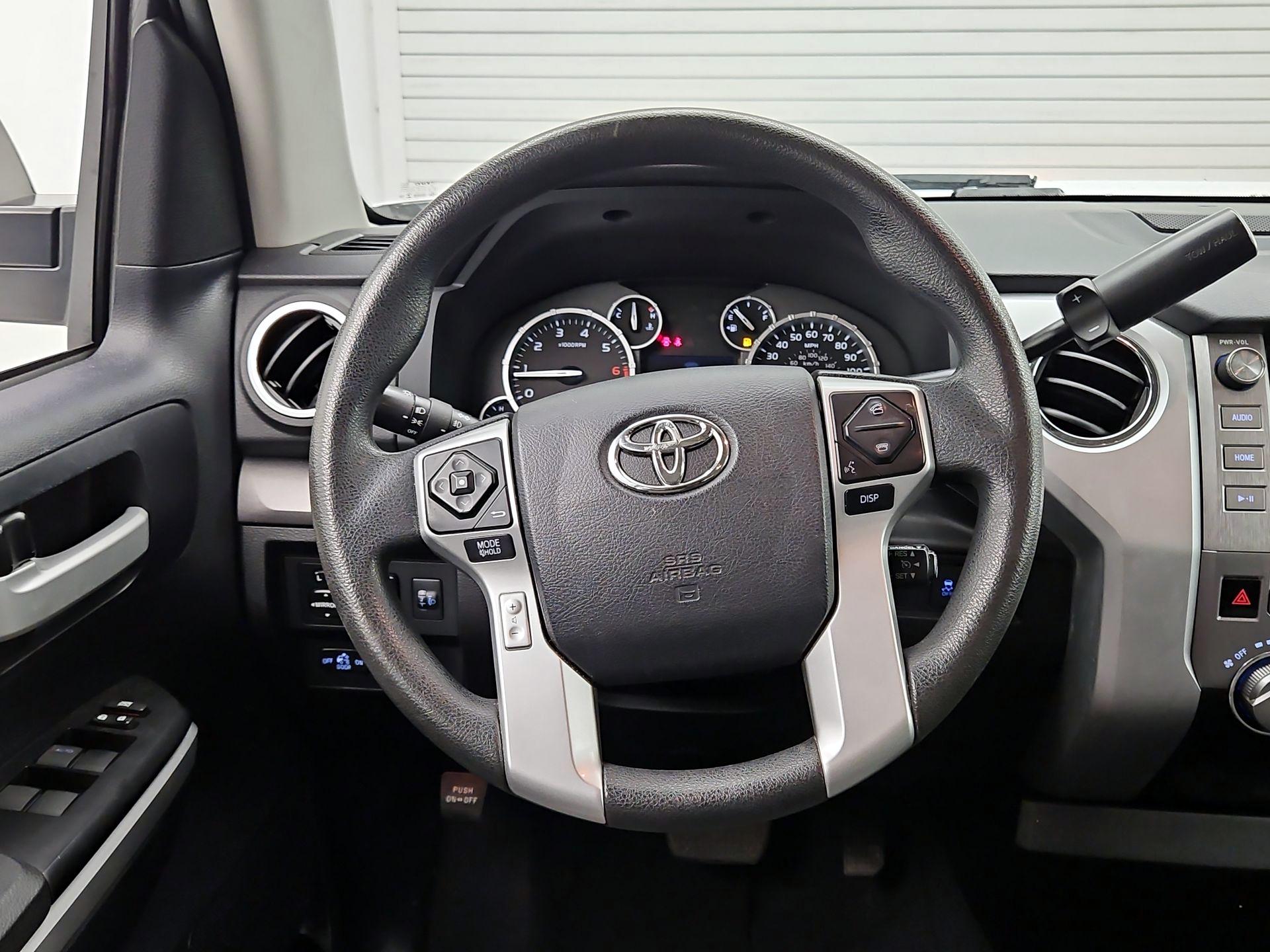 Thumbnail: 2015 Toyota Tundra - 10