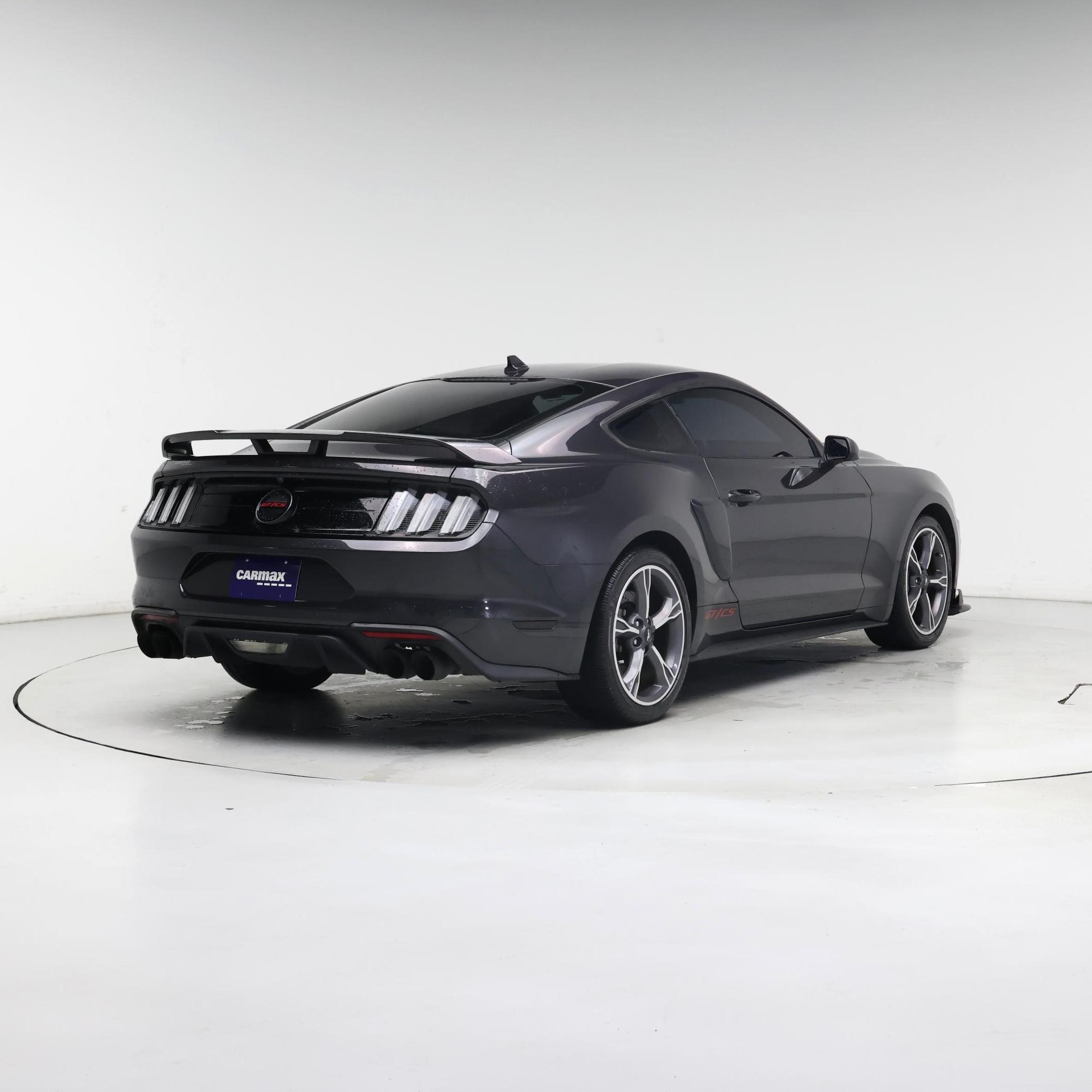 Thumbnail: 2022 Ford Mustang - 8