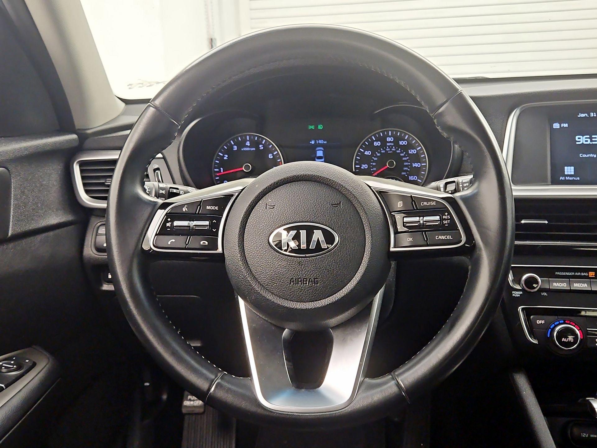 Thumbnail: 2019 Kia Optima - 10