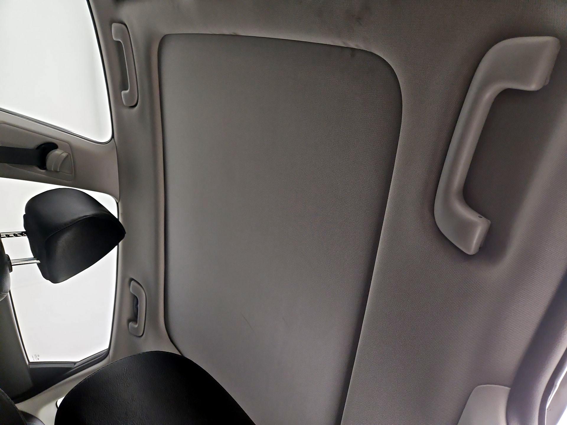 Thumbnail: 2019 Kia Optima - 19