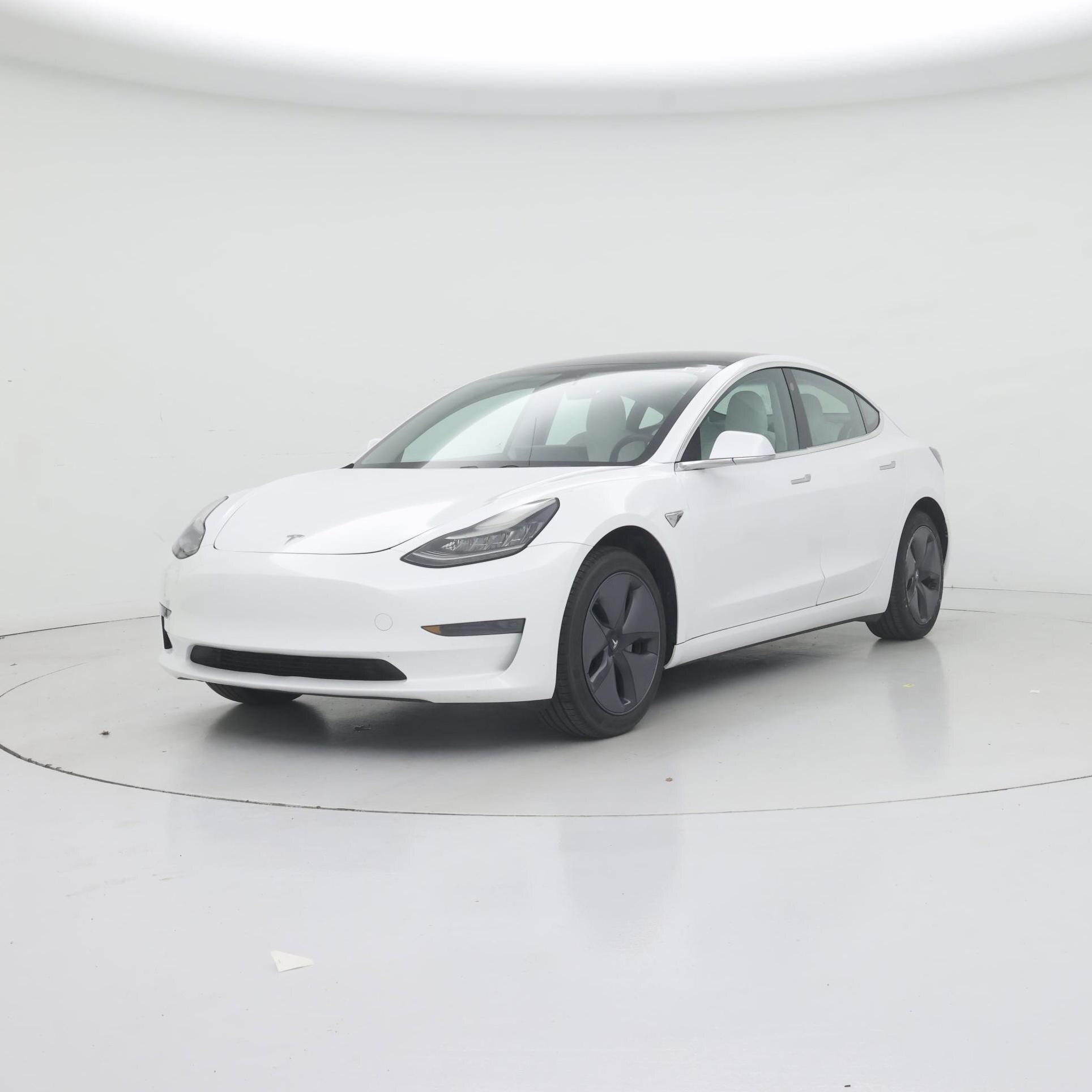 Thumbnail: 2019 Tesla Model 3 - 4