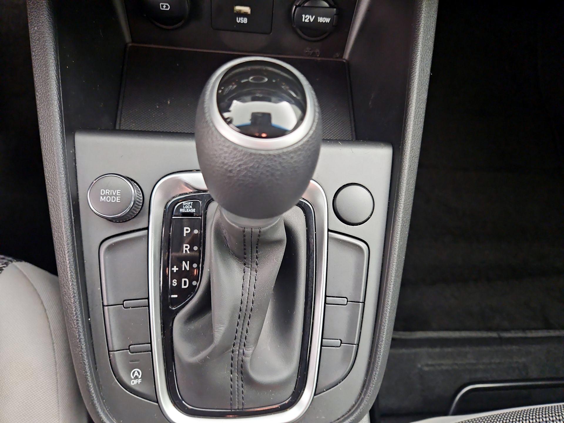 Thumbnail: 2022 Hyundai Kona - 17