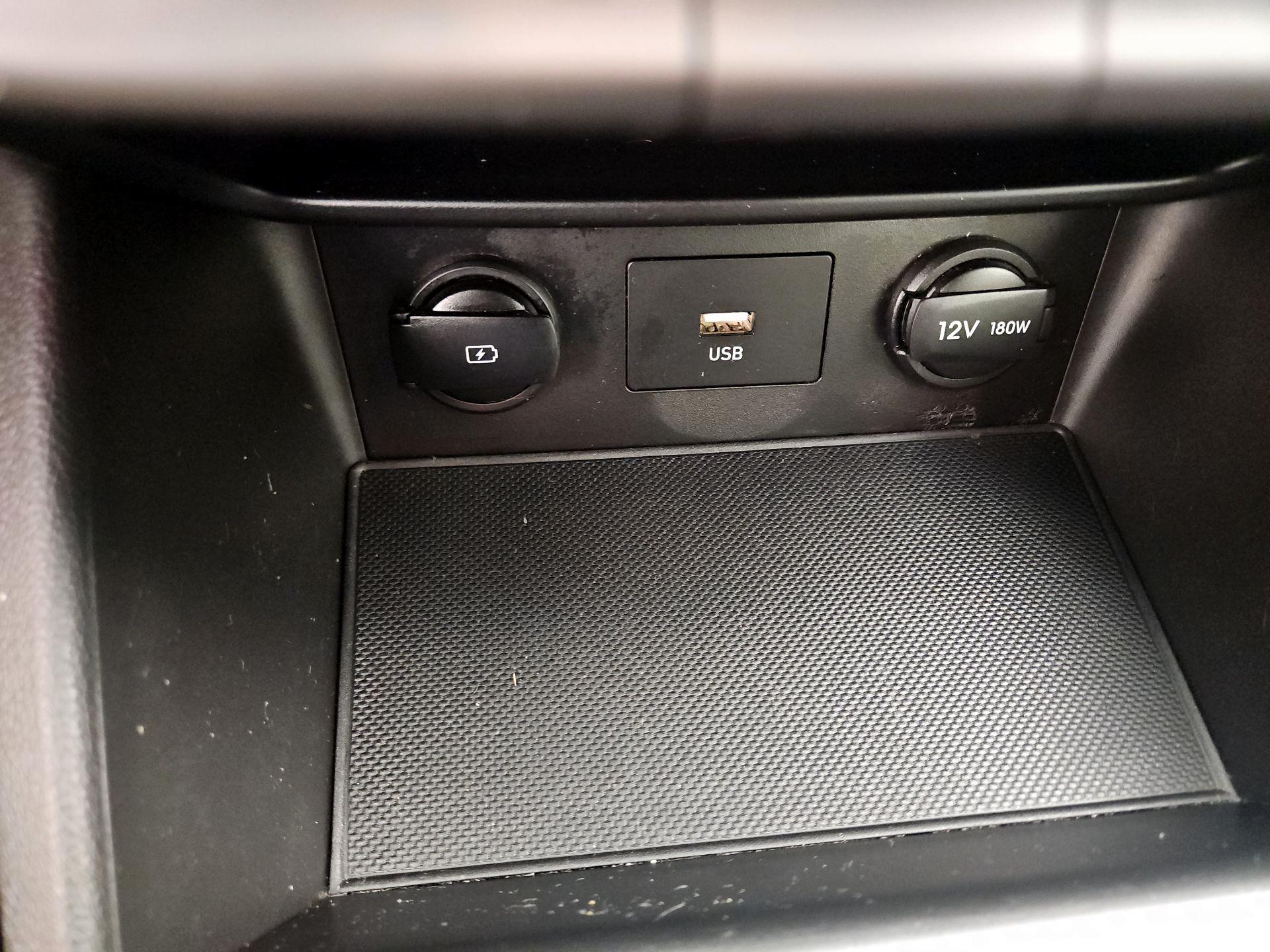 Thumbnail: 2022 Hyundai Kona - 18